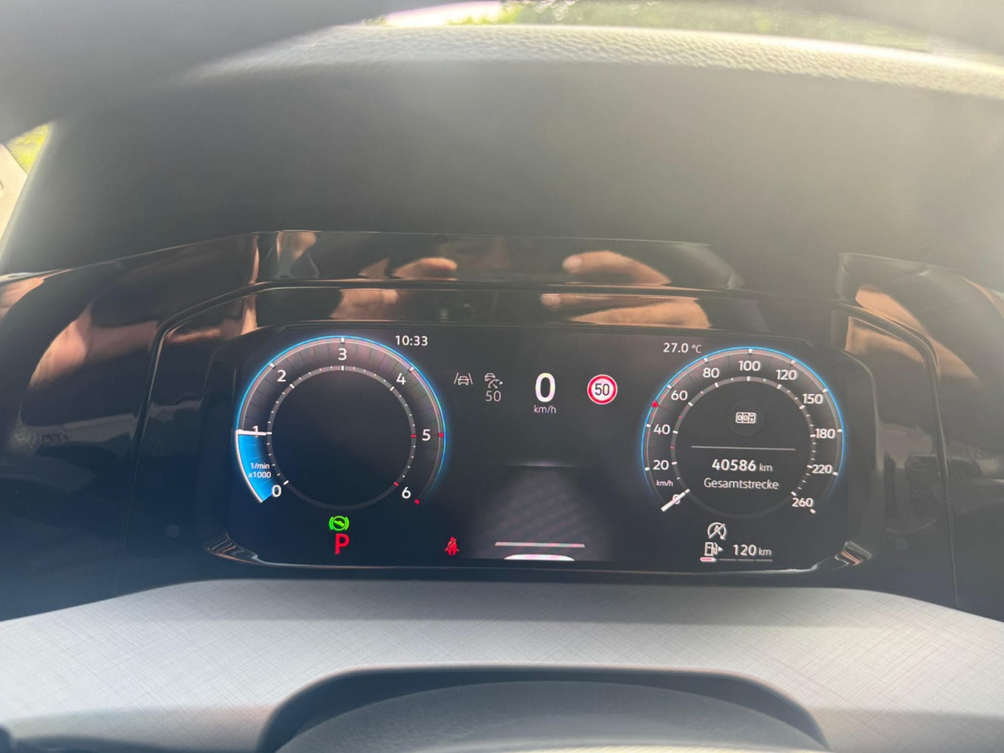 VW Golf VOLKSWAGEN GOLF 8 2.0 TDI  LED AUTOMATIK DIGITAL COCKPIT KAM (2025) - Foto 18