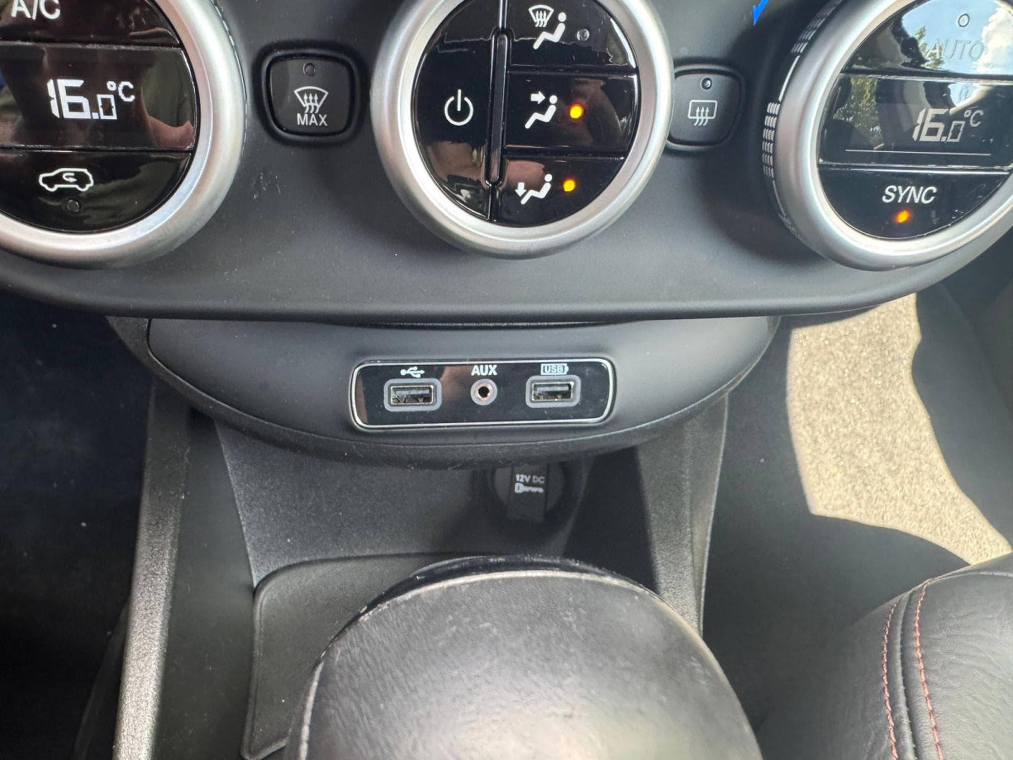 Fiat 500X FIAT 500X AUTOMATIK S-DESIGN CROSS LOOK XENON NAVI KAMERA (2018) - Foto 16