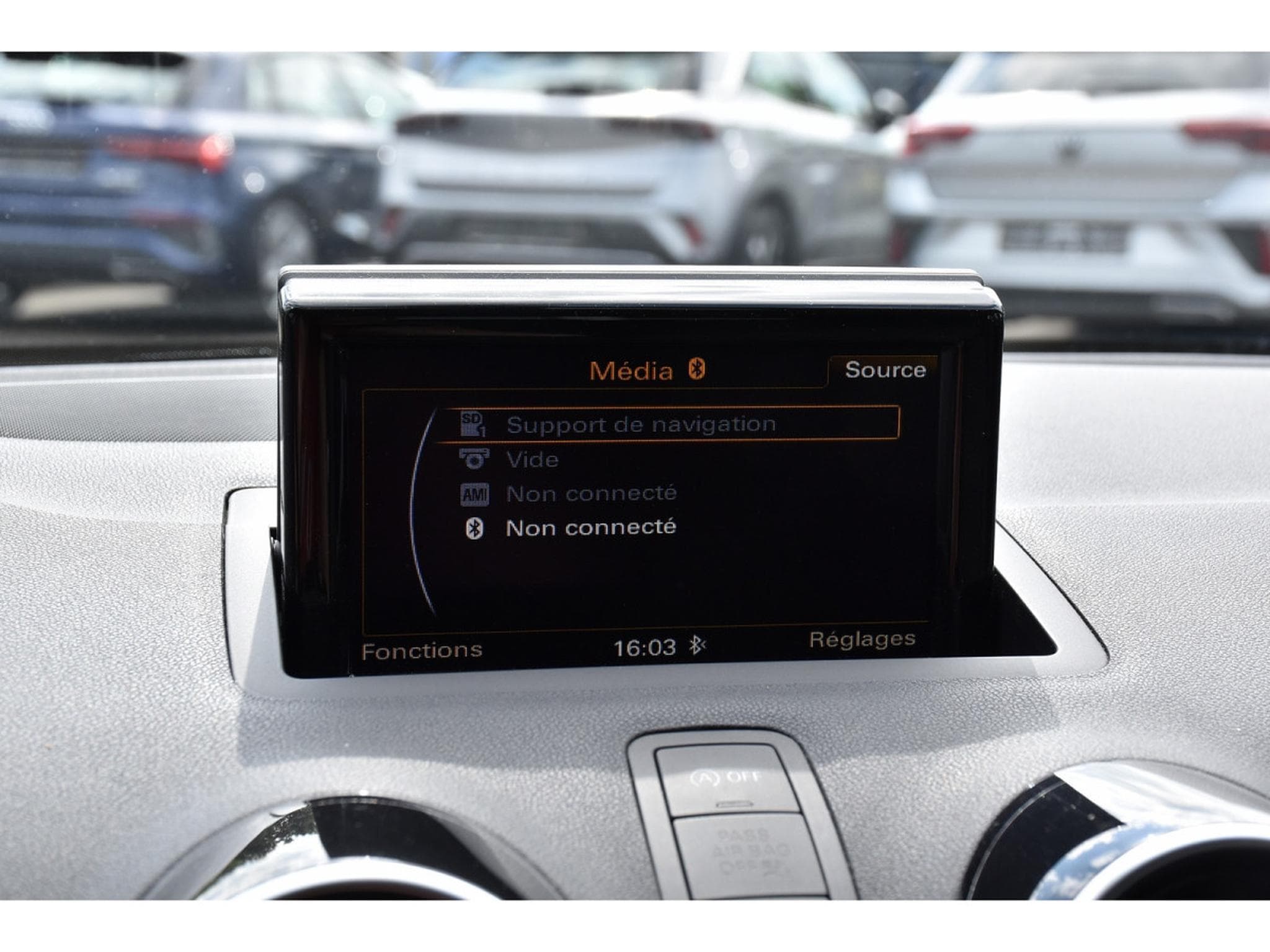 Audi A1 Sportback 1.4 TFSI Sport GPS XENON 1° MAIN CARNET (2015) - Foto 11