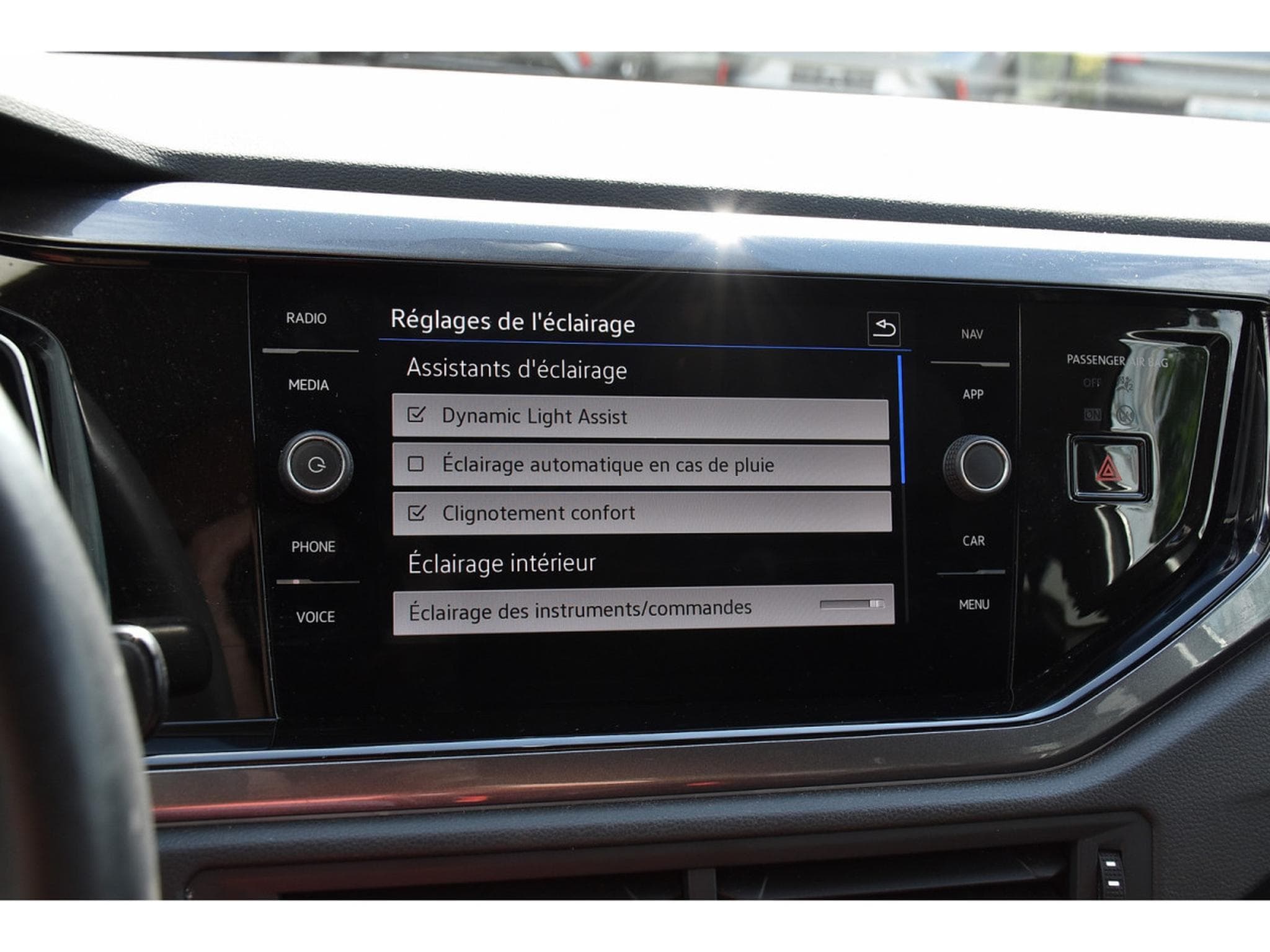 VW Taigo 1.5 TSI Style DSG ACC TRAVEL GPS LANE SIDE PARK ATT RMQ 1°M. (2022) - Foto 16