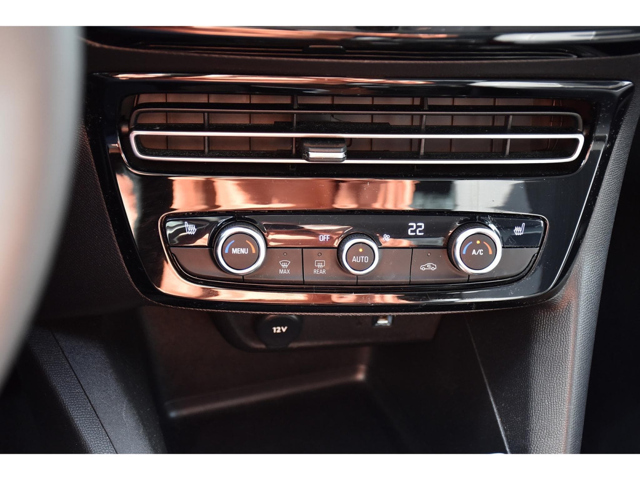 Opel Mokka 1.2 Turbo GS EAT8 SG CHFF ACC SIDE GPS CAM 1° MAIN (2024) - Foto 17