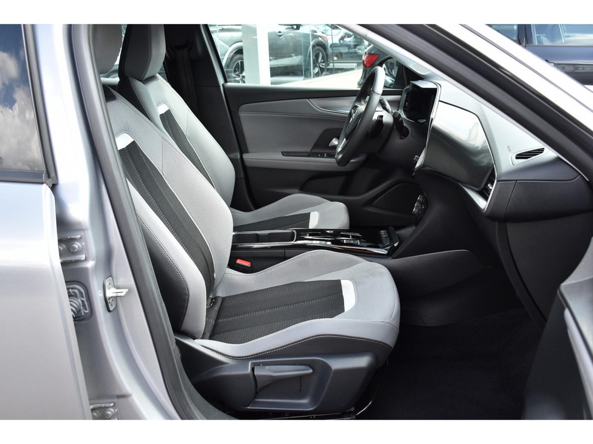 Opel Mokka 1.2 Turbo GS EAT8 SG CHFF ACC SIDE GPS CAM 1° MAIN (2024) - Foto 7