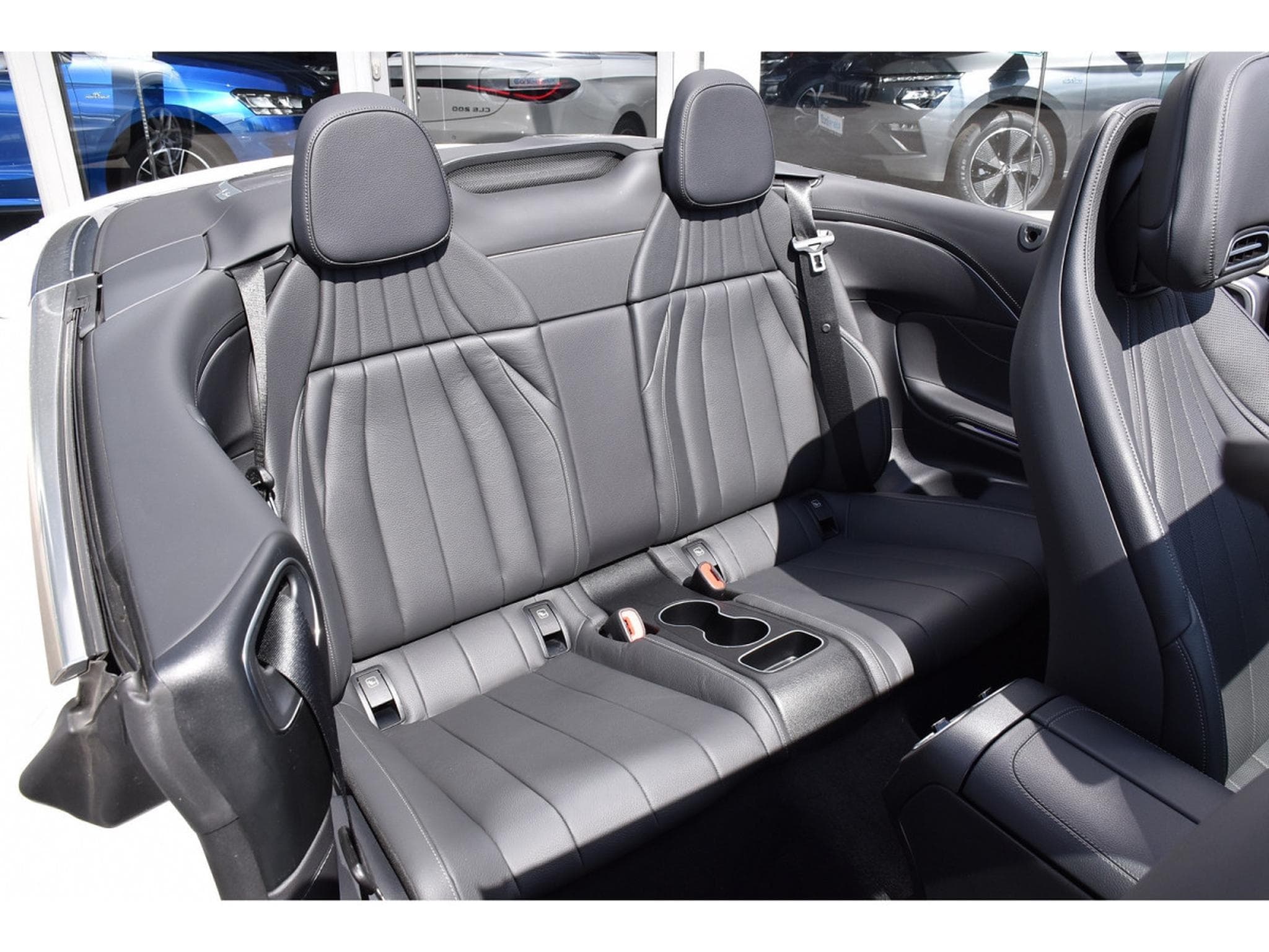 Mercedes CLE 200 AMG Line 9G-Tronic MEMO SG VENT DISTRONIC SIDE AIRSCARF 1°M. (2025) - Foto 10