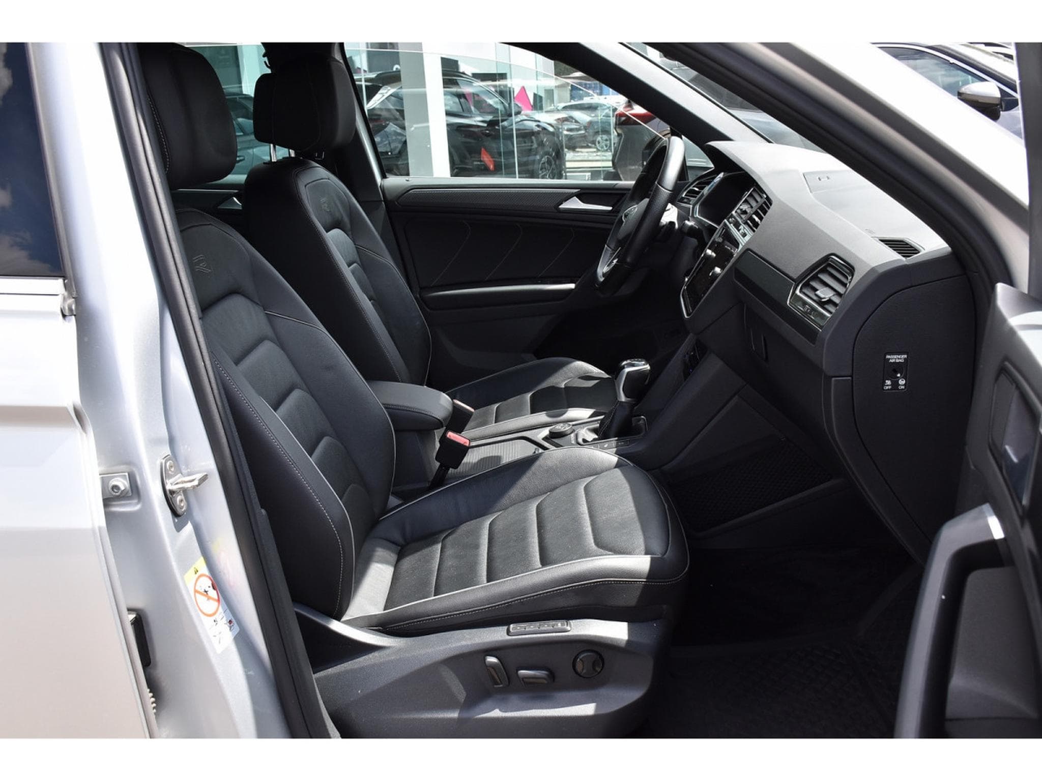 VW Tiguan 2.0 TSI 4Motion R-Line DSG CUIR MEMO TRAVEL SIDE 1° MAIN (2021) - Photo 7