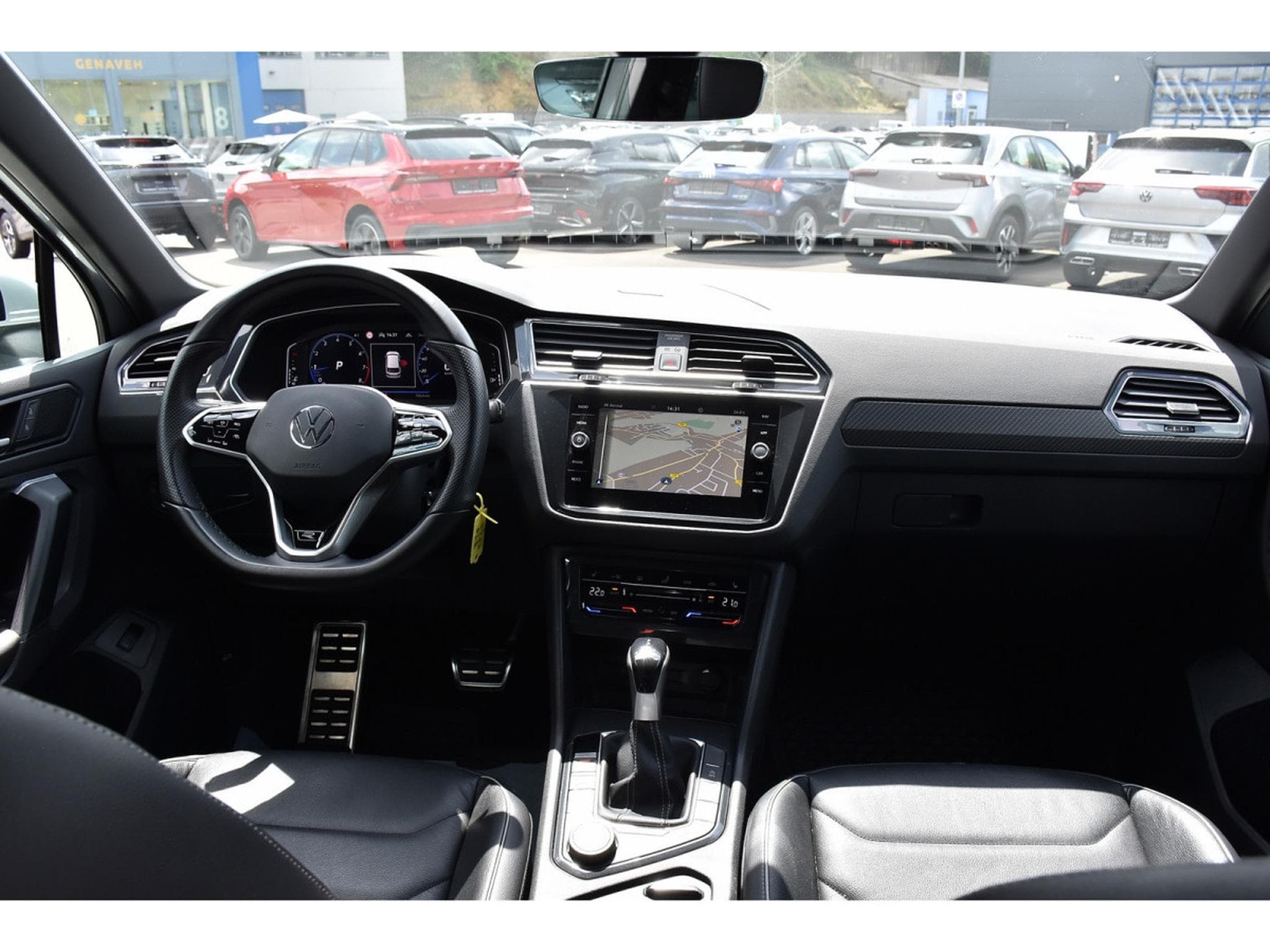 VW Tiguan 2.0 TSI 4Motion R-Line DSG CUIR MEMO TRAVEL SIDE 1° MAIN (2021) - Photo 9