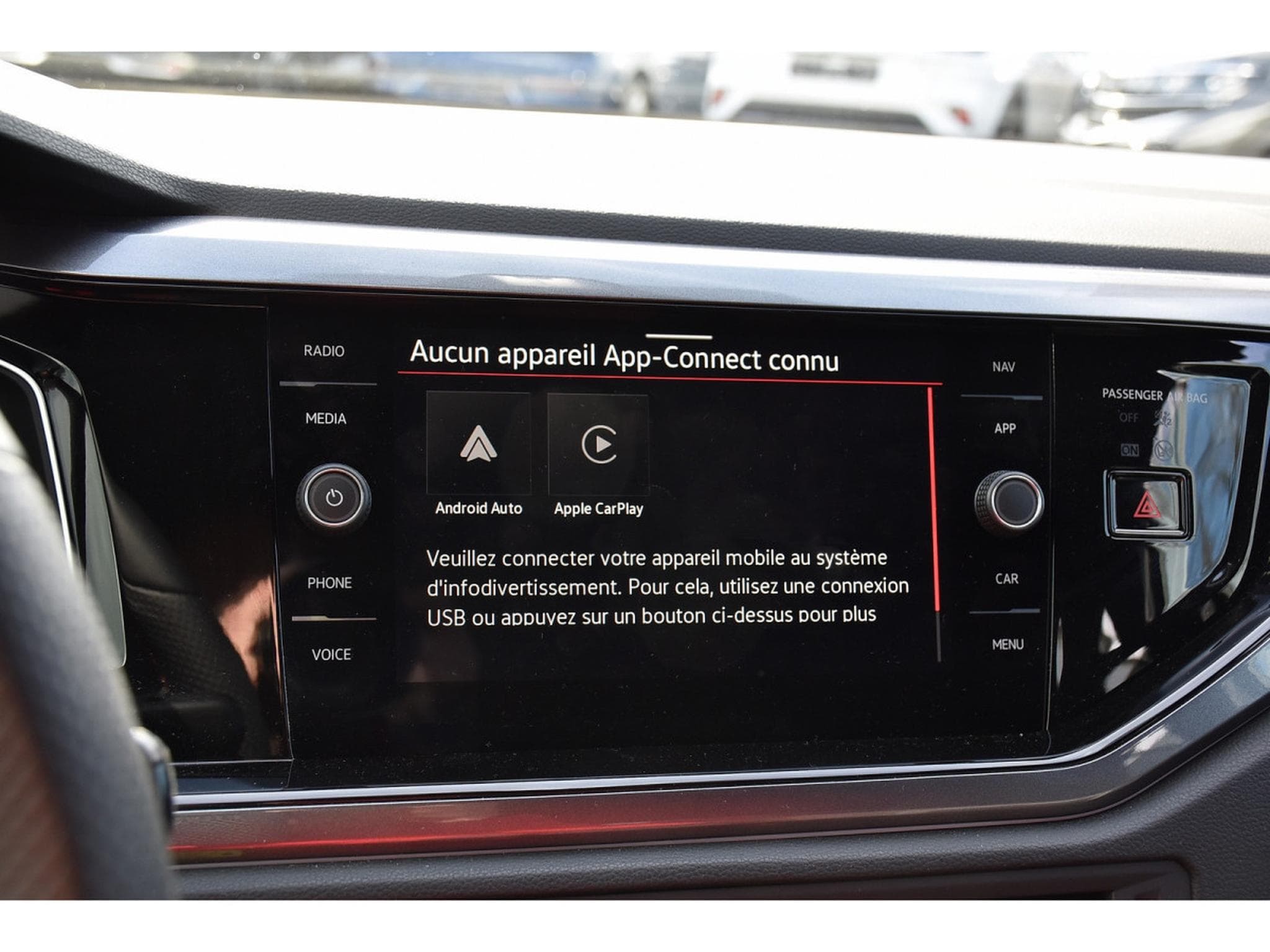VW Polo 2.0 TSI DSG ACC TRAVEL LANE SIDE IQ.LIGHT PARK ASSIST 1°MAIN (2024) - Photo 12
