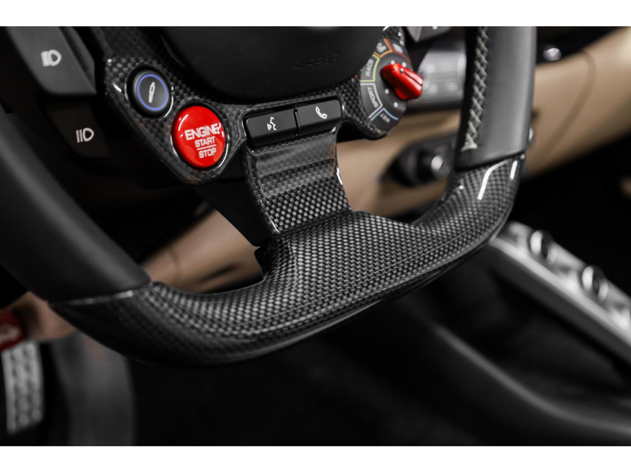 Ferrari 812 GTS 6.5 V12 (2021) - Photo 18