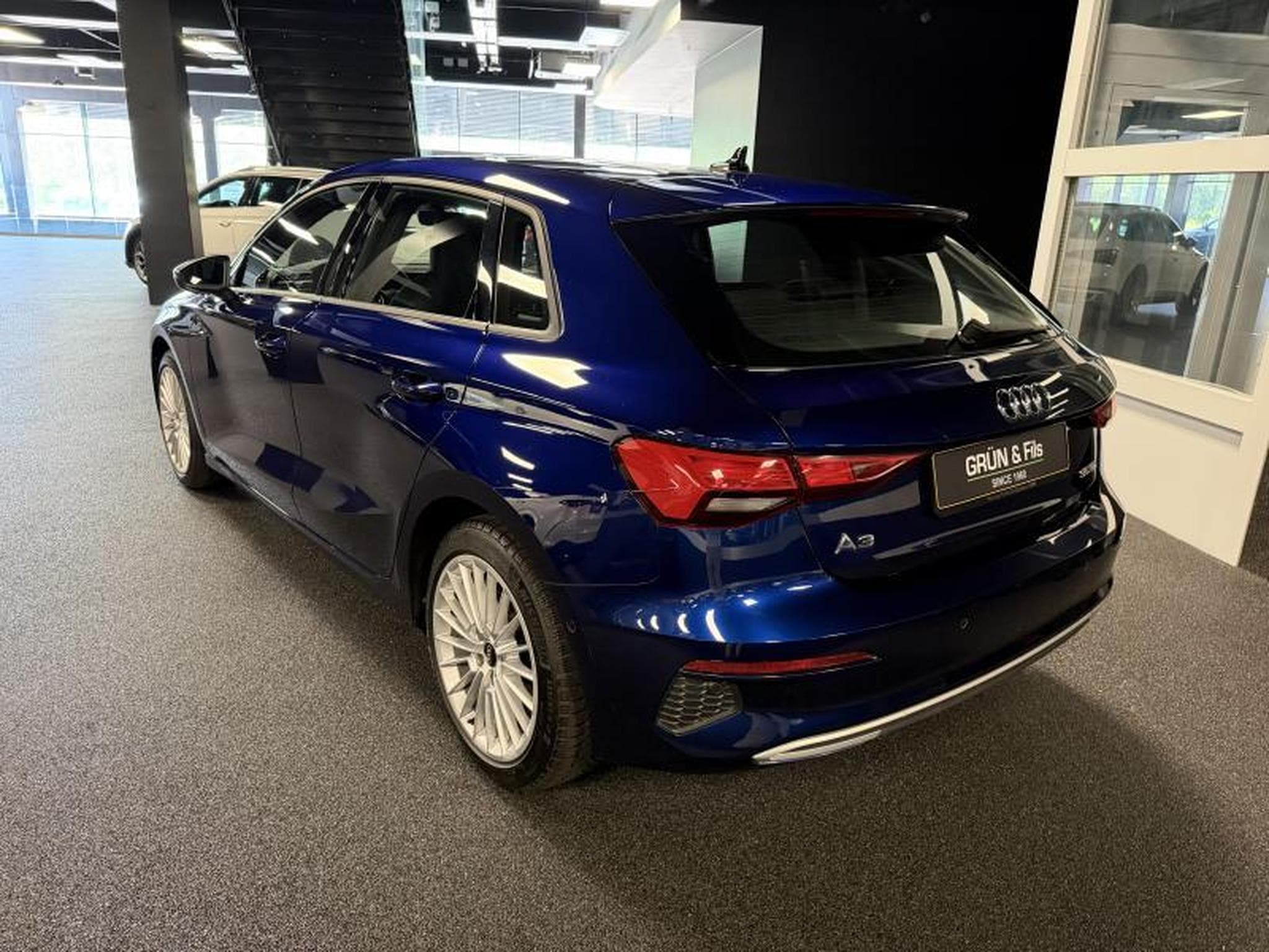 Audi A3 SPORTBACK SLINE (2021) - Photo 5