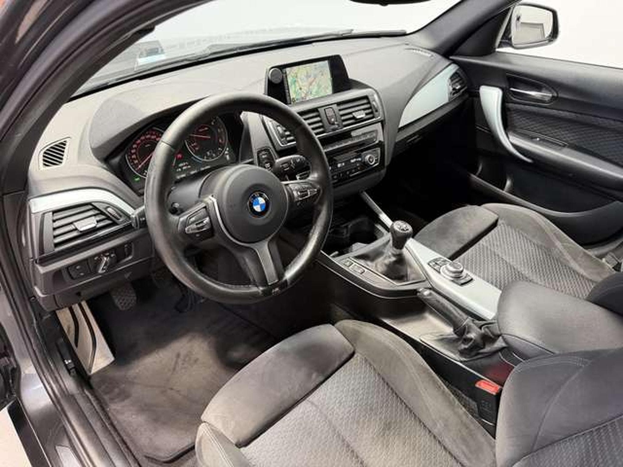 BMW 116 d M Sportpaket *Navi *LED *Klimaautomatik (2015) - Foto 7