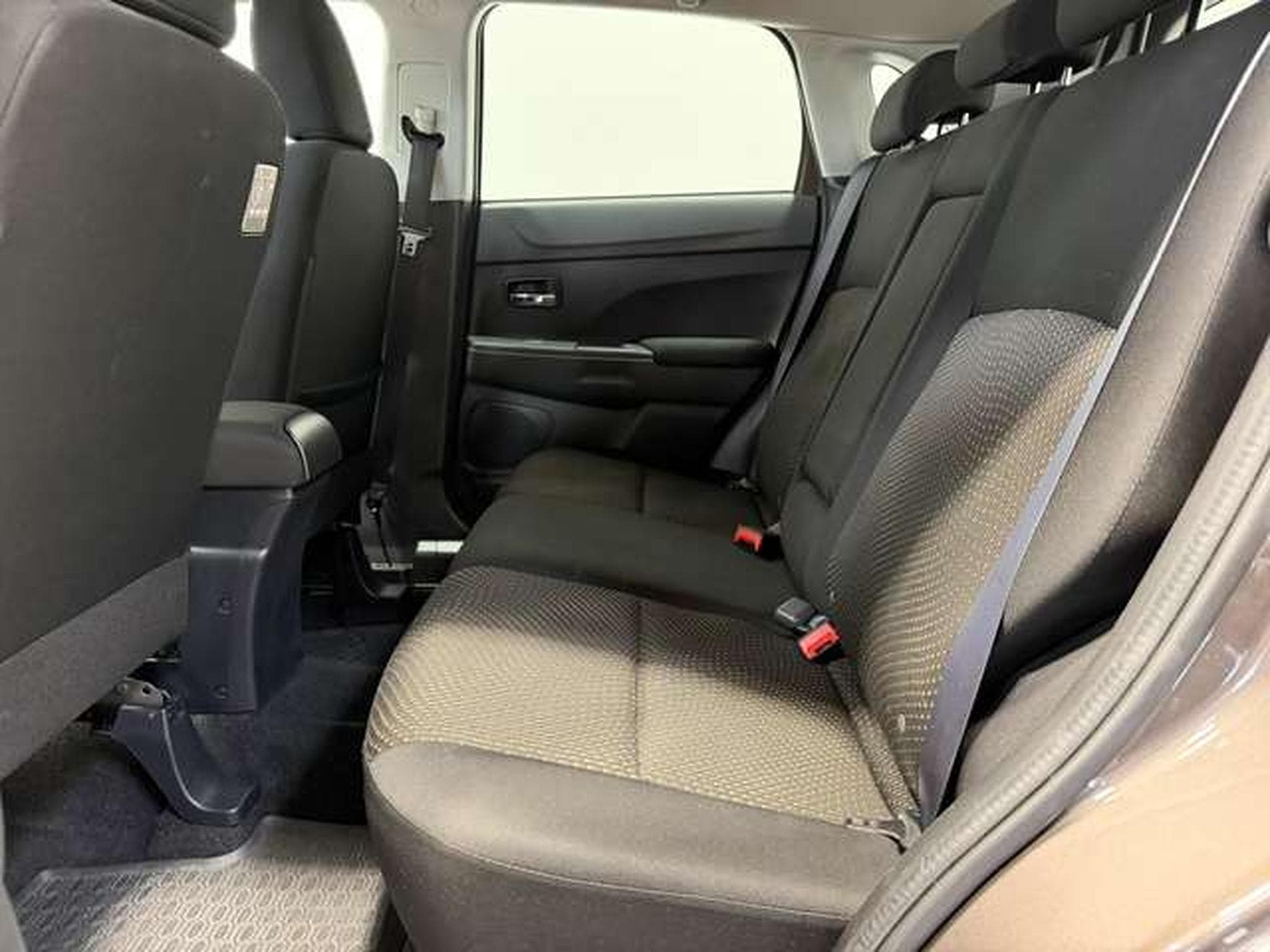 Mitsubishi ASX Diamant Edition 2WD *1.Hand *Tempomat *SHZ (2016) - Foto 11