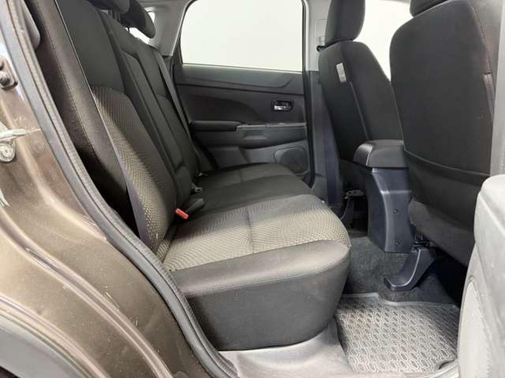 Mitsubishi ASX Diamant Edition 2WD *1.Hand *Tempomat *SHZ (2016) - Foto 12