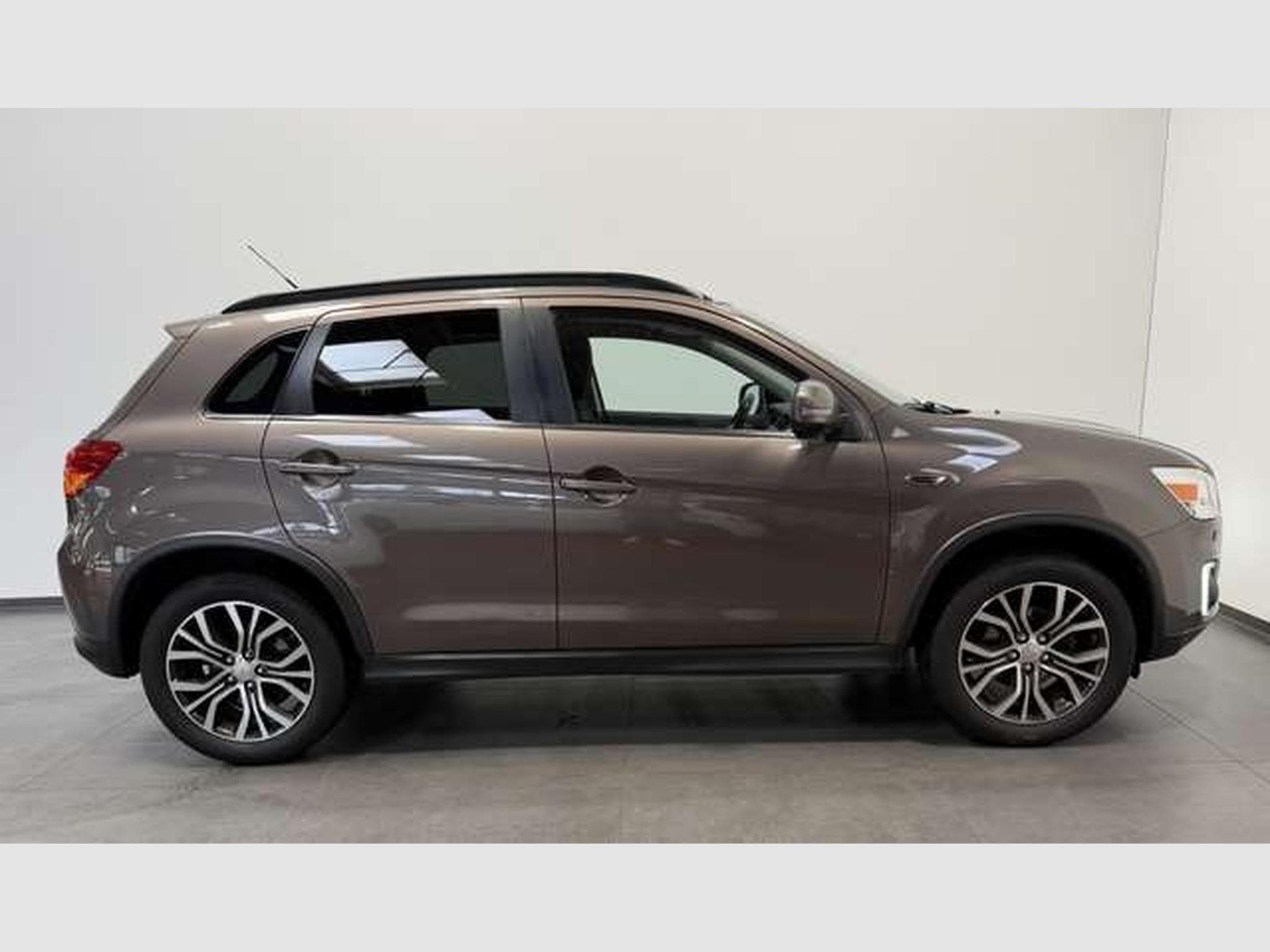 Mitsubishi ASX Diamant Edition 2WD *1.Hand *Tempomat *SHZ (2016) - Foto 4