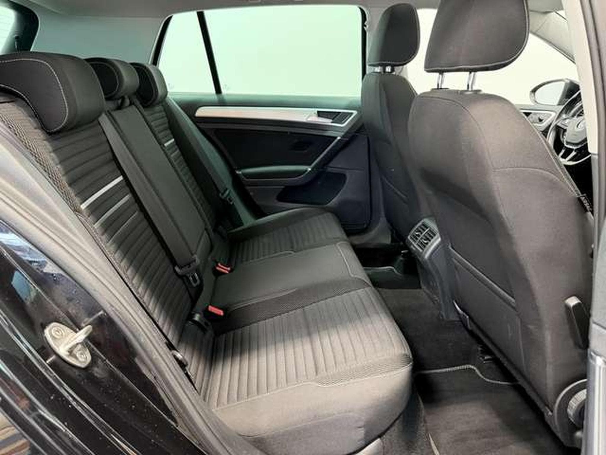 VW Golf 1.2 TSI *Business-Paket *Open-Sky-Paket (2015) - Foto 12