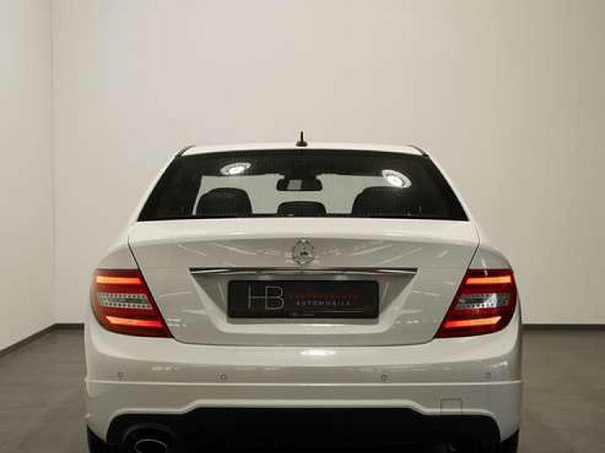 Mercedes C 200 CGI BlueEfficiency AMG Line *Bi-Xenon *SHZ (2011) - Photo 5