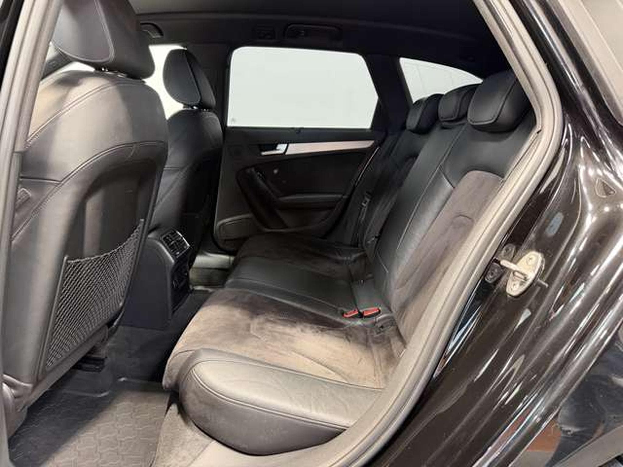 Audi A4 Avant quattro 2.0 TDI S line *AHK *Alcantara (2015) - Foto 9
