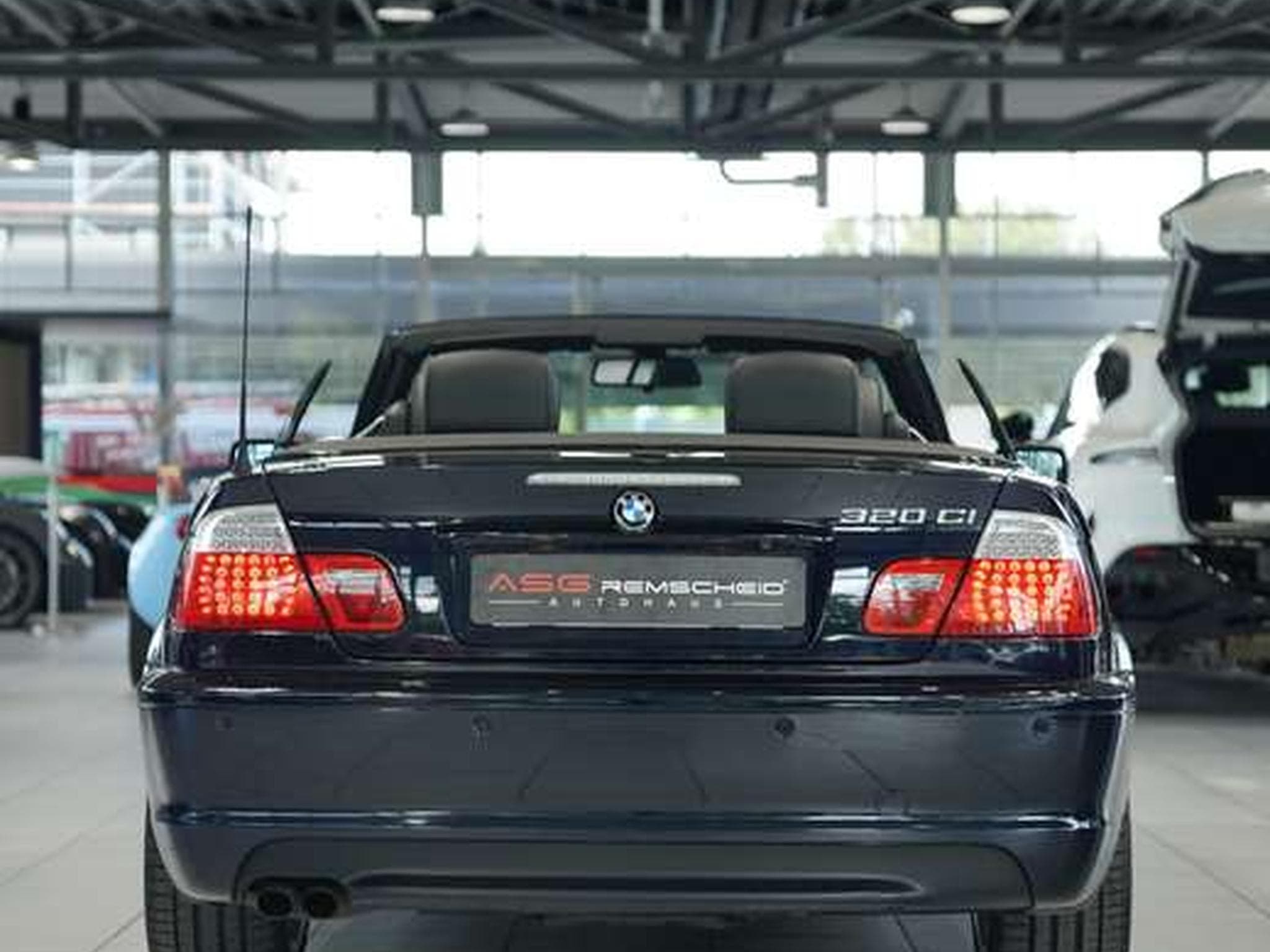 BMW 320 Ci Cabrio M-Paket *Unfallfrei*SHZ*Klima (2004) - Foto 10