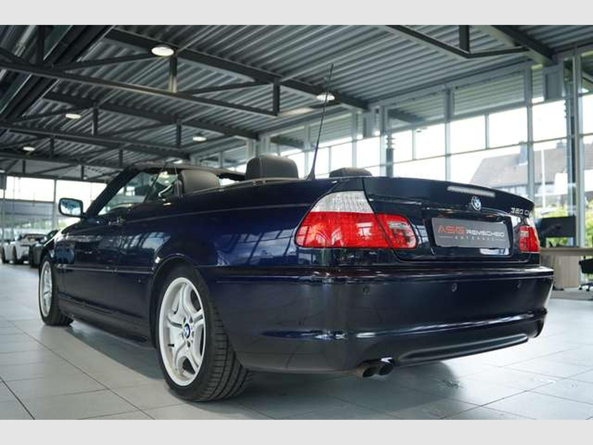 BMW 320 Ci Cabrio M-Paket *Unfallfrei*SHZ*Klima (2004) - Foto 12