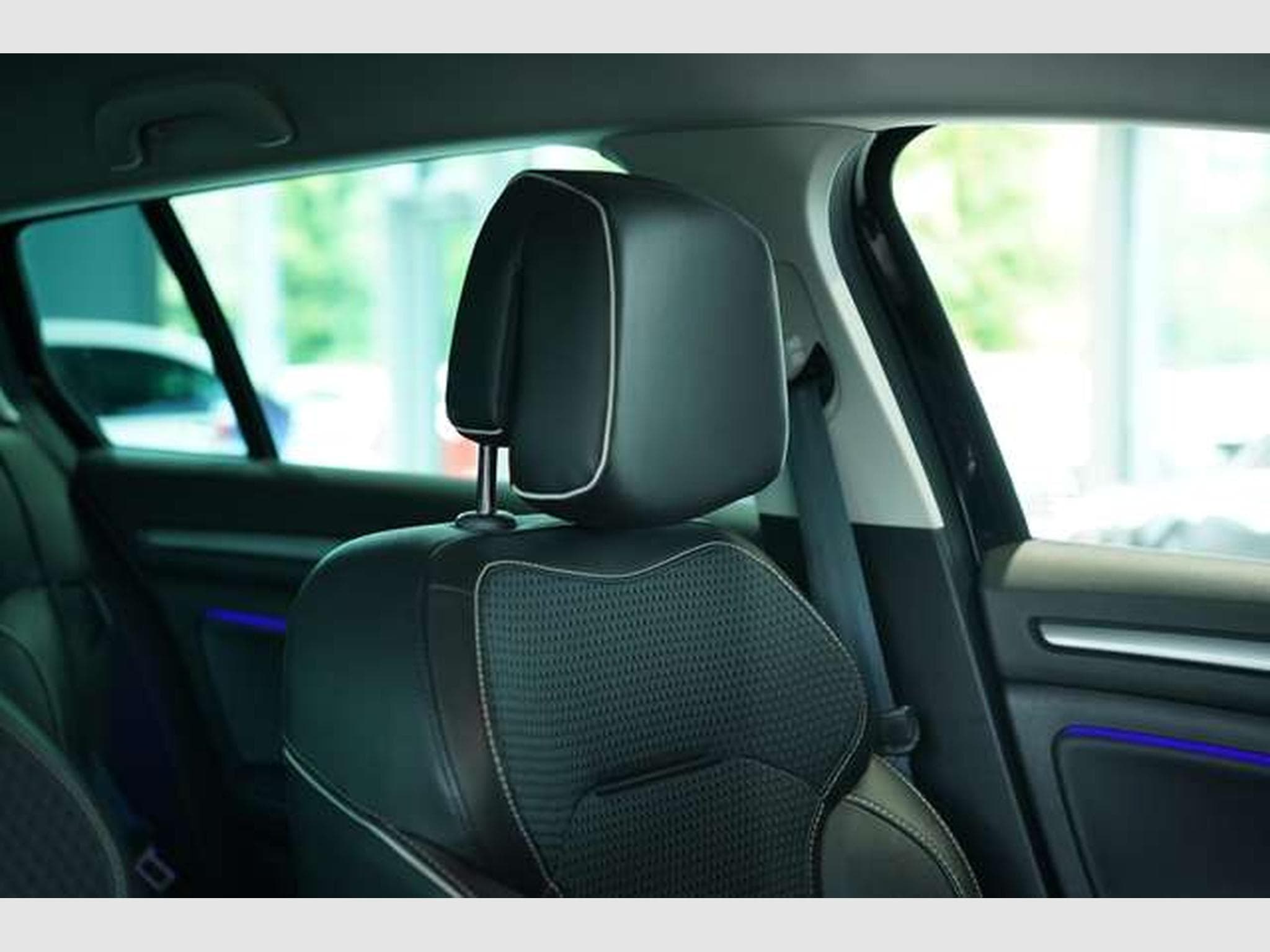 Renault Megane Grandtour Bose Edition Aut *1.HD *Digital (2020) - Photo 17
