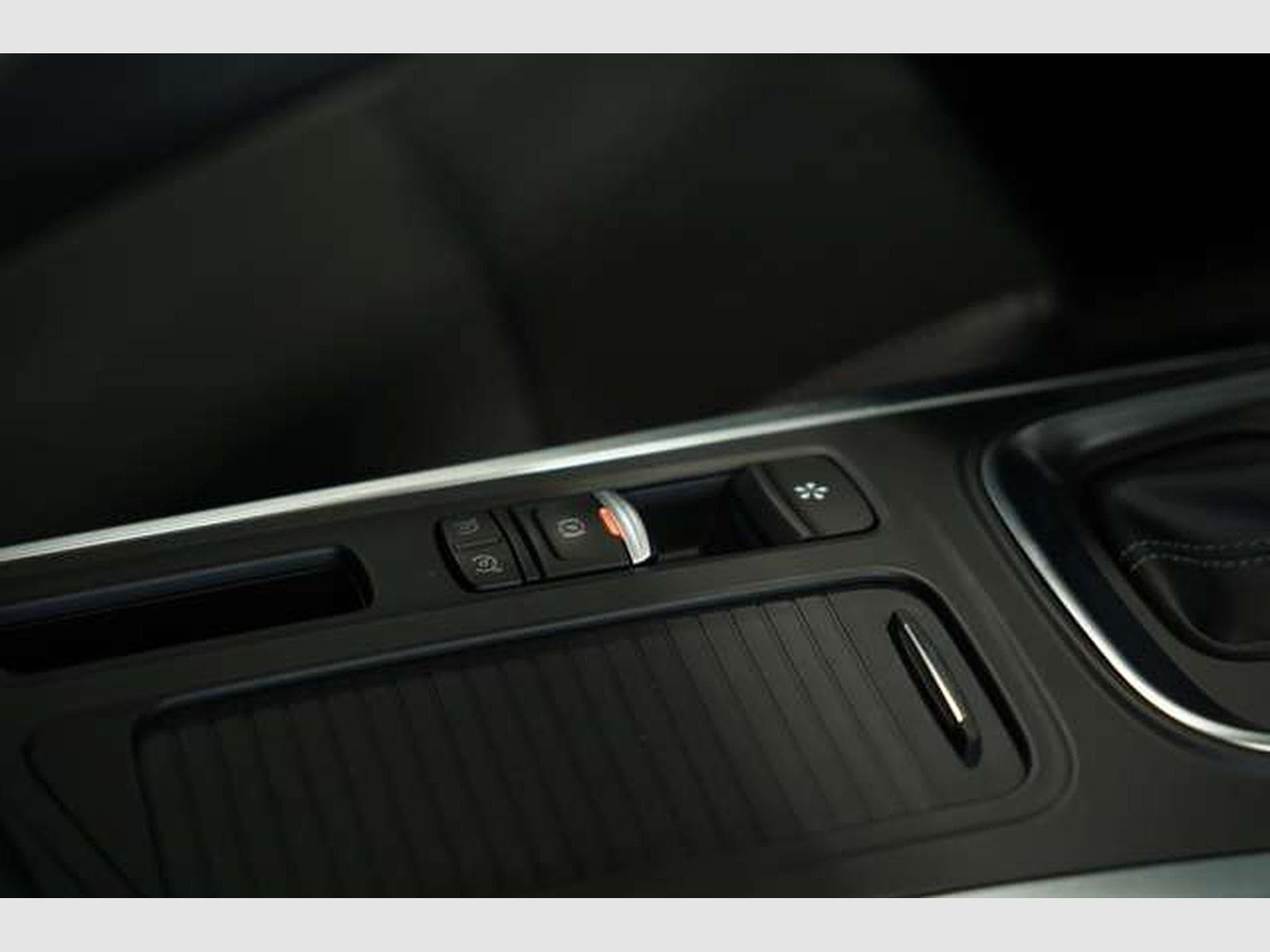 Renault Megane Grandtour Bose Edition Aut *1.HD *Digital (2020) - Photo 20