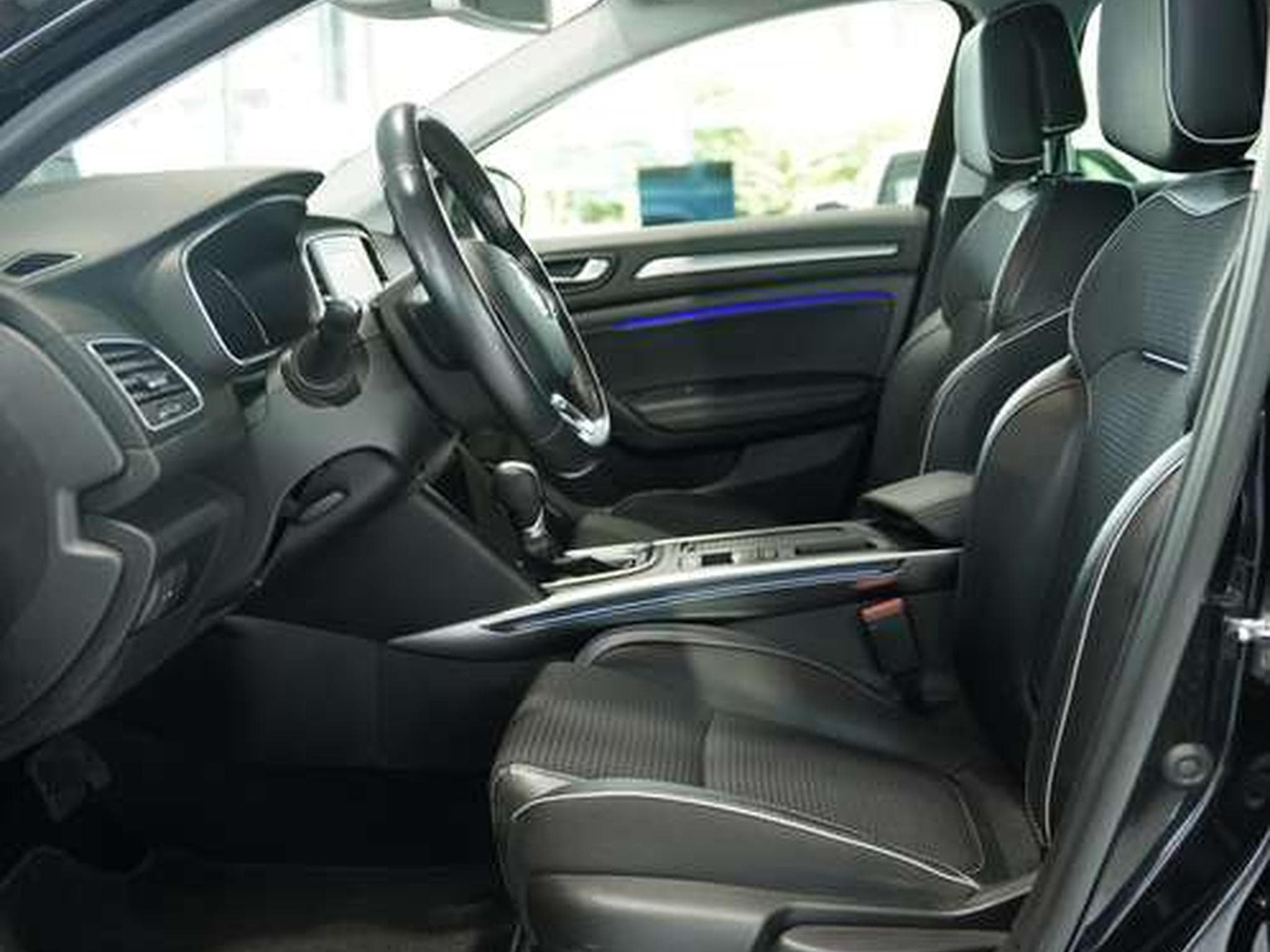 Renault Megane Grandtour Bose Edition Aut *1.HD *Digital (2020) - Photo 27