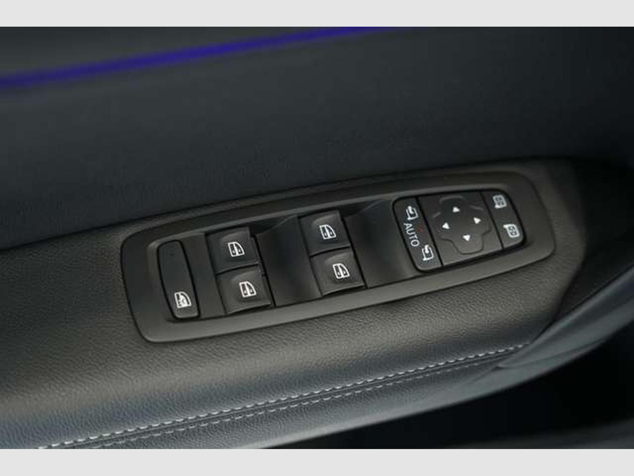Renault Megane Grandtour Bose Edition Aut *1.HD *Digital (2020) - Photo 30
