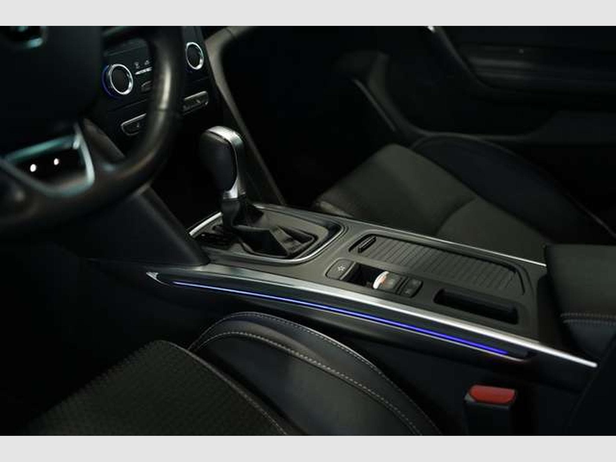 Renault Megane Grandtour Bose Edition Aut *1.HD *Digital (2020) - Photo 31
