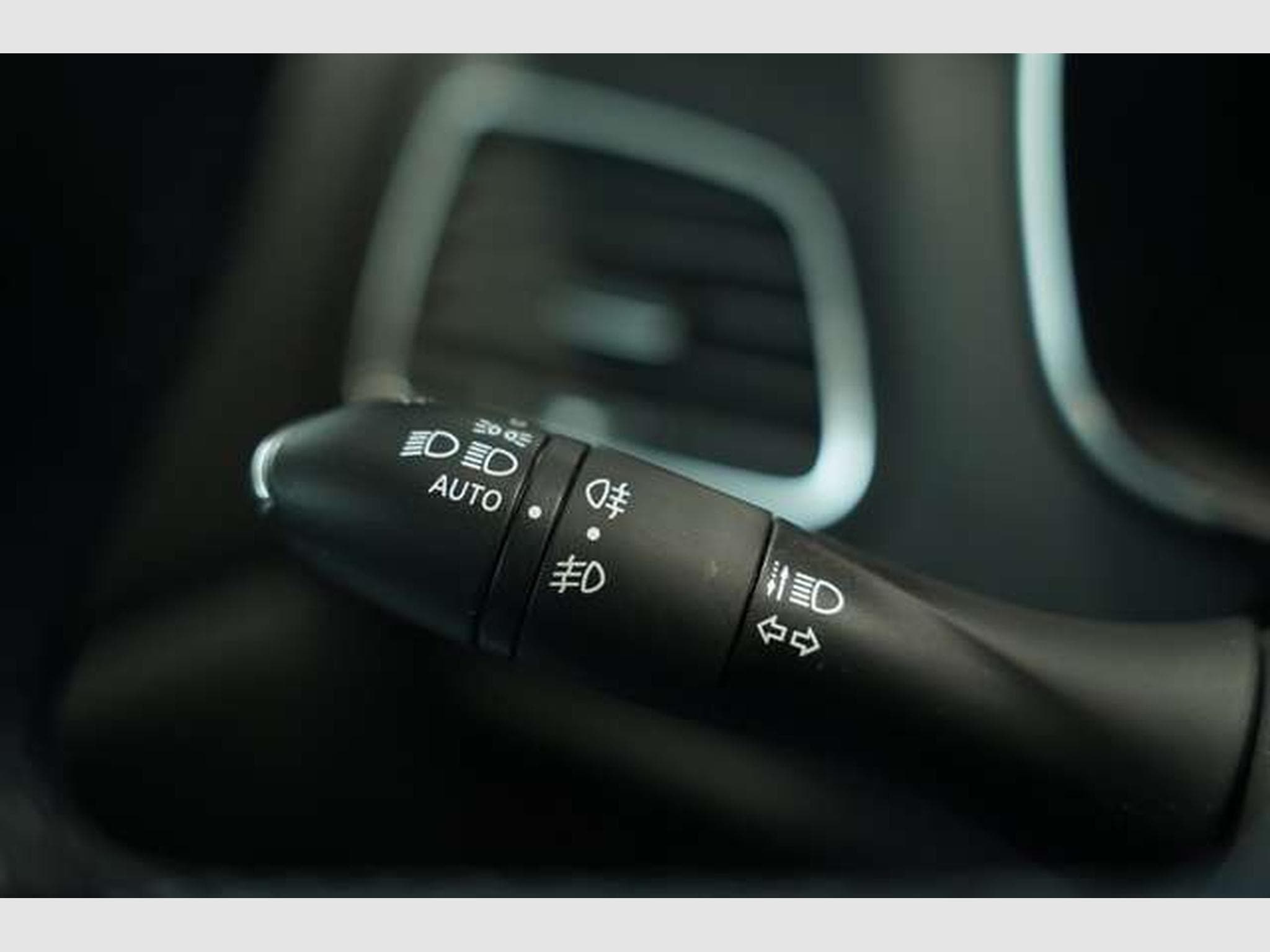 Renault Megane Grandtour Bose Edition Aut *1.HD *Digital (2020) - Photo 32