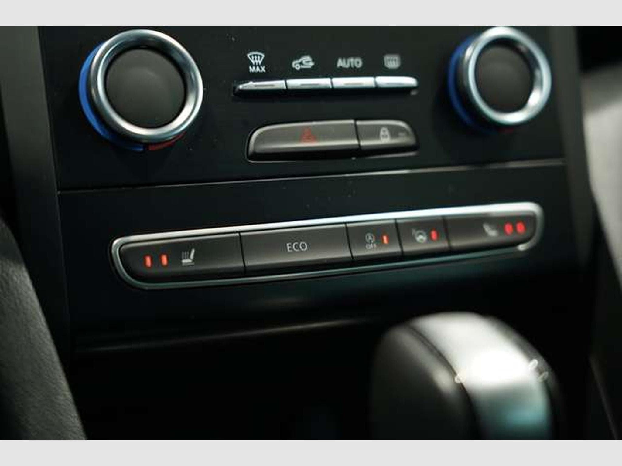 Renault Megane Grandtour Bose Edition Aut *1.HD *Digital (2020) - Photo 33