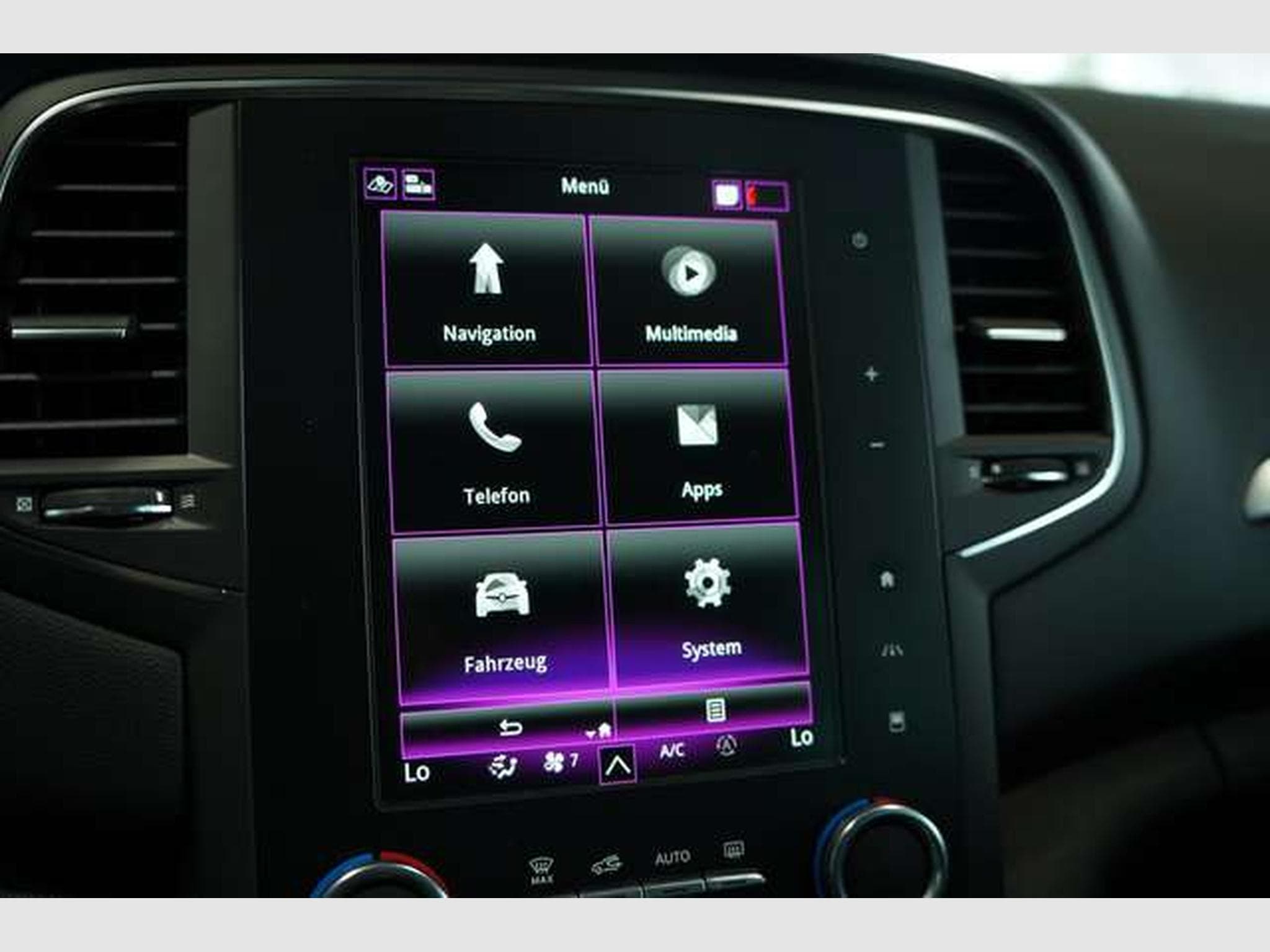 Renault Megane Grandtour Bose Edition Aut *1.HD *Digital (2020) - Photo 40