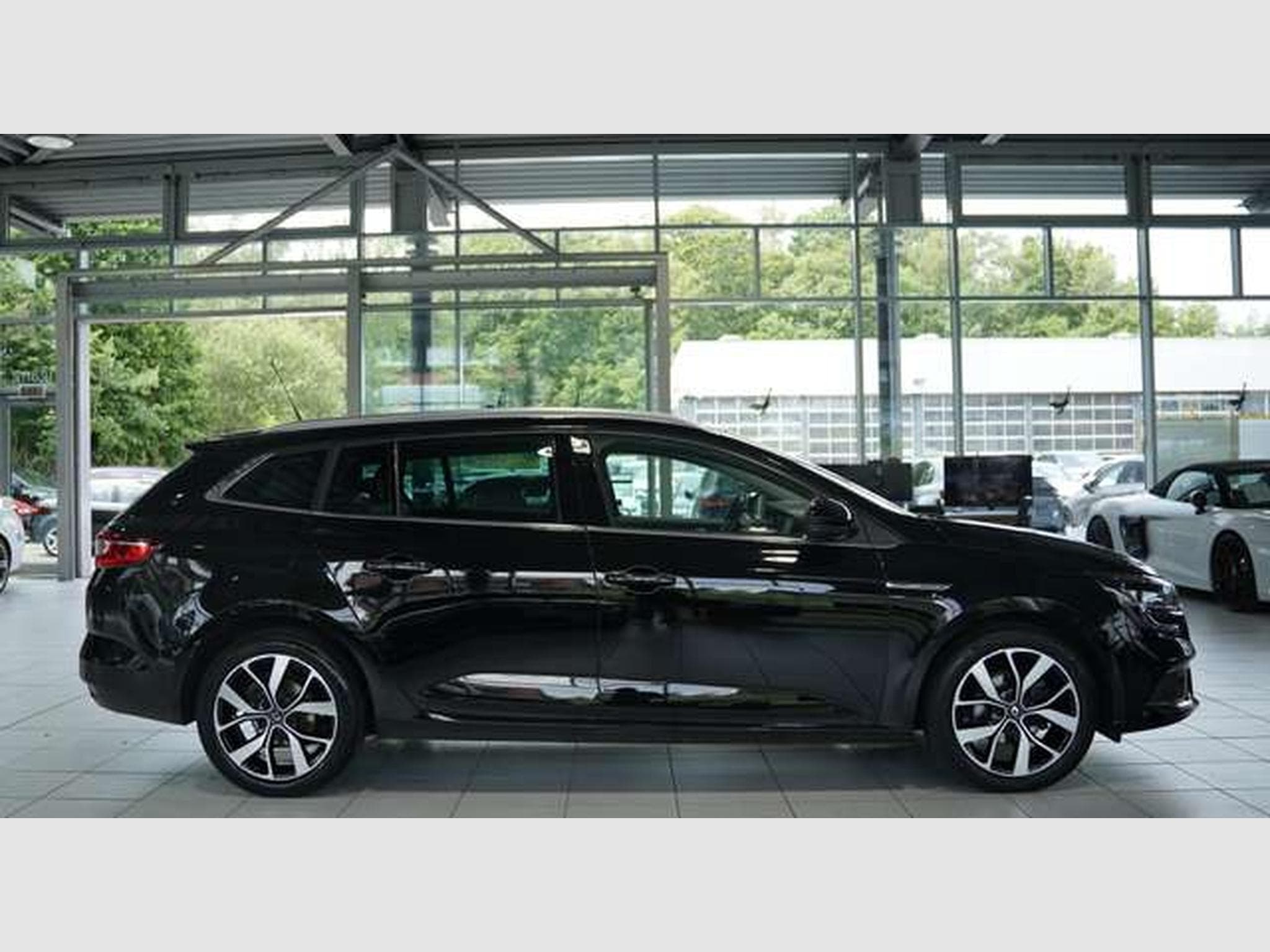 Renault Megane Grandtour Bose Edition Aut *1.HD *Digital (2020) - Photo 8