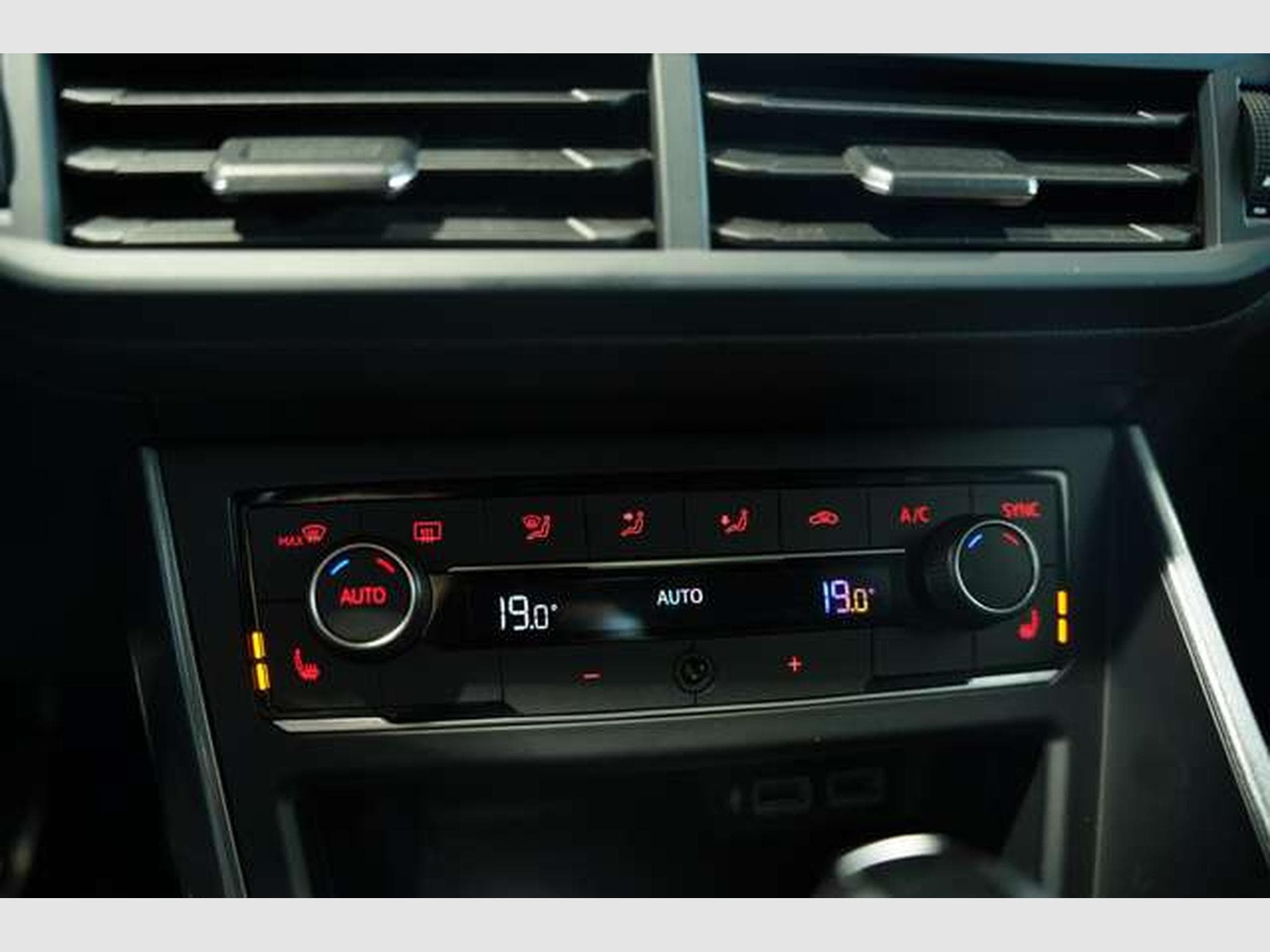 VW Polo GTI DSG *18Zoll *ACC*BEATS*Klima*Sonderlack (2019) - Foto 32
