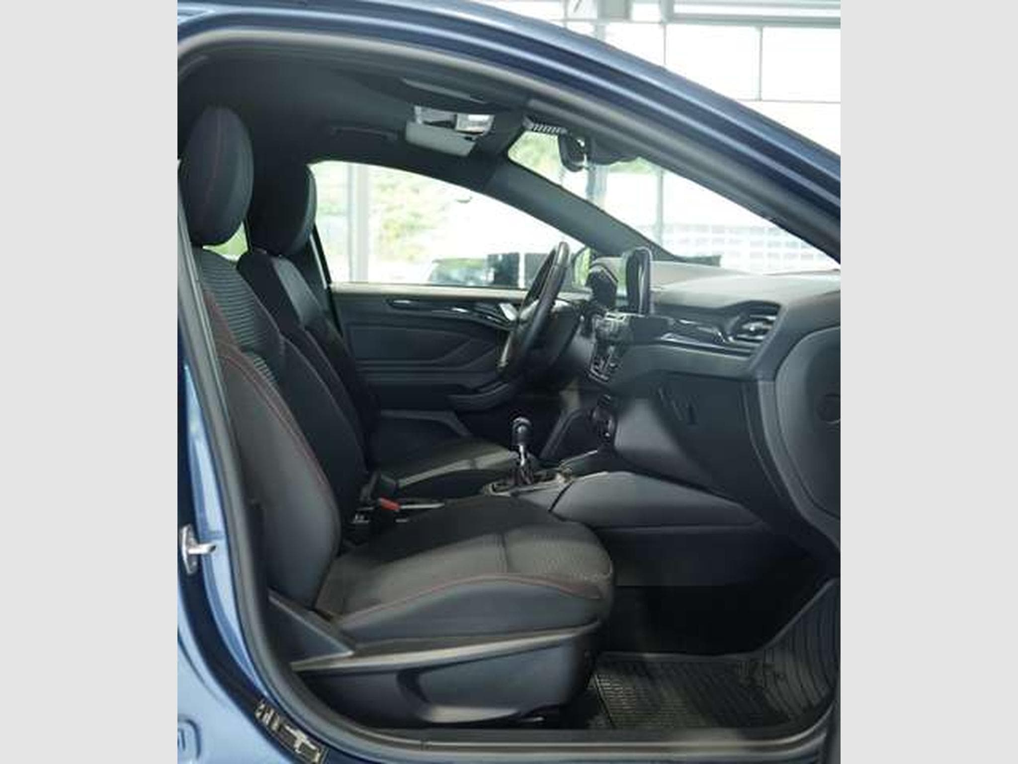Ford Focus 1.5 EcoBoost ST Line *1.H *18 *Navi *PDC (2019) - Foto 15