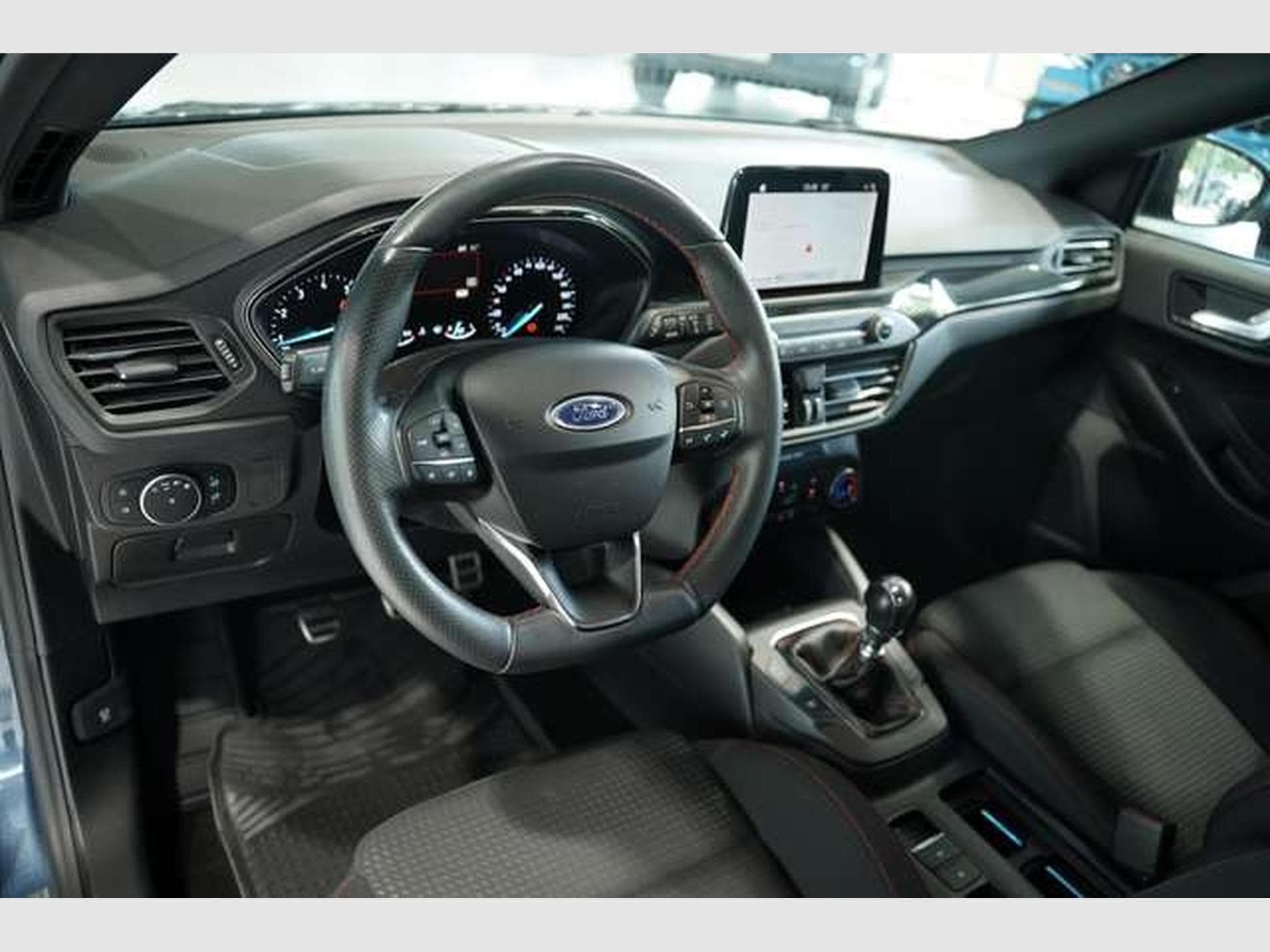 Ford Focus 1.5 EcoBoost ST Line *1.H *18 *Navi *PDC (2019) - Foto 24