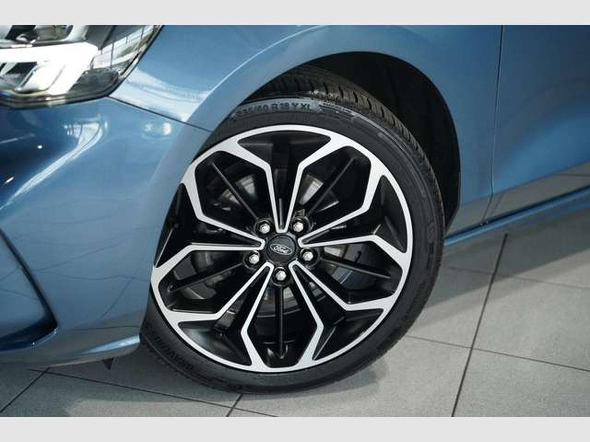Ford Focus 1.5 EcoBoost ST Line *1.H *18 *Navi *PDC (2019) - Foto 3