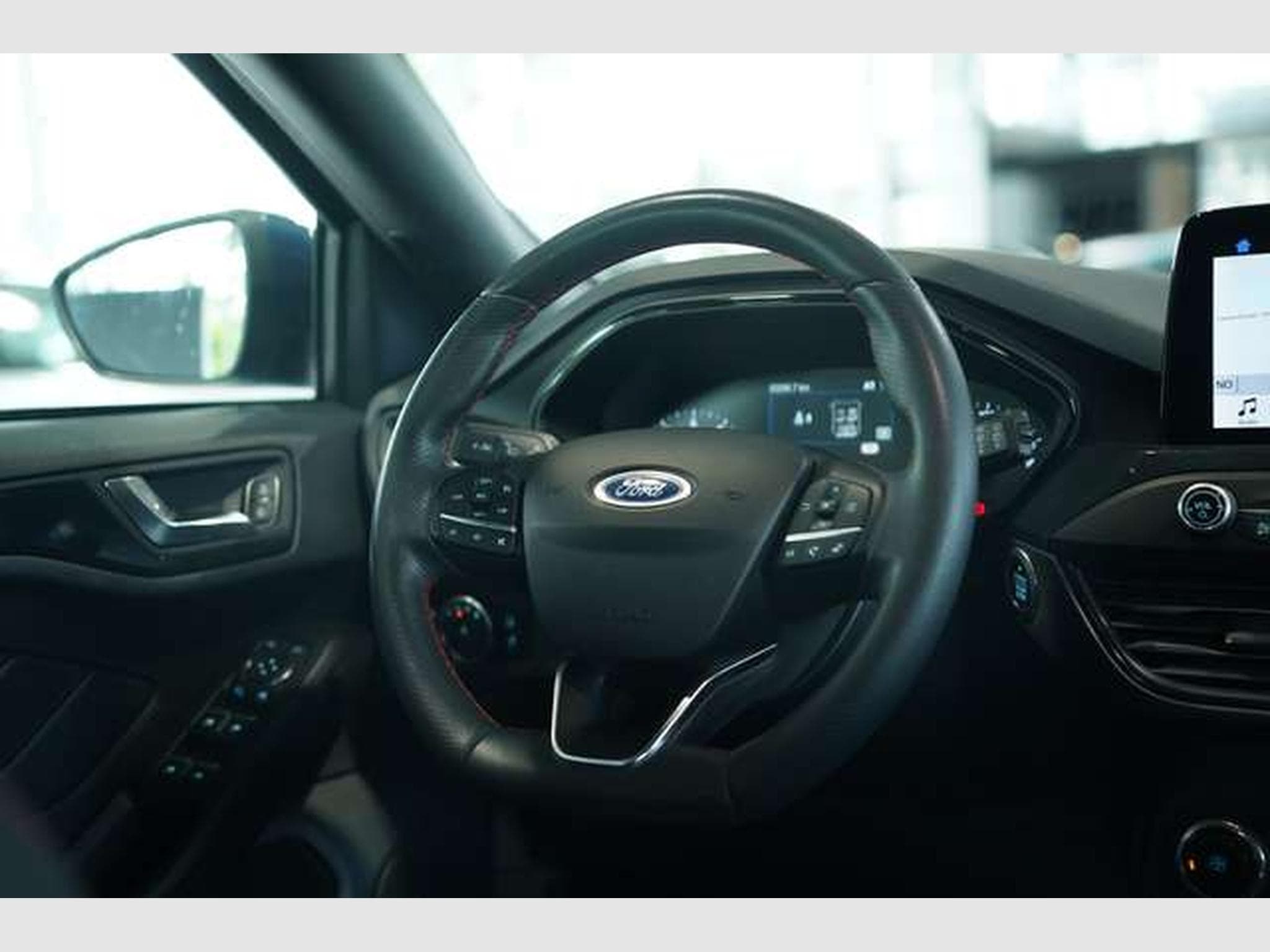 Ford Focus 1.5 EcoBoost ST Line *1.H *18 *Navi *PDC (2019) - Foto 40