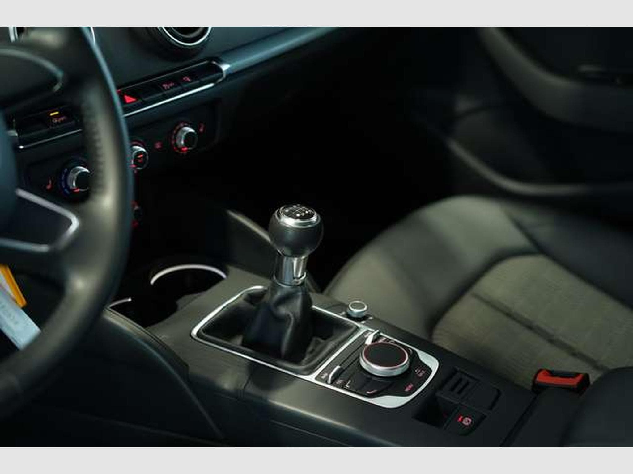 Audi A3 2.0 TDI ambiente quattro *1.Hand *AHK *Pano (2014) - Photo 21