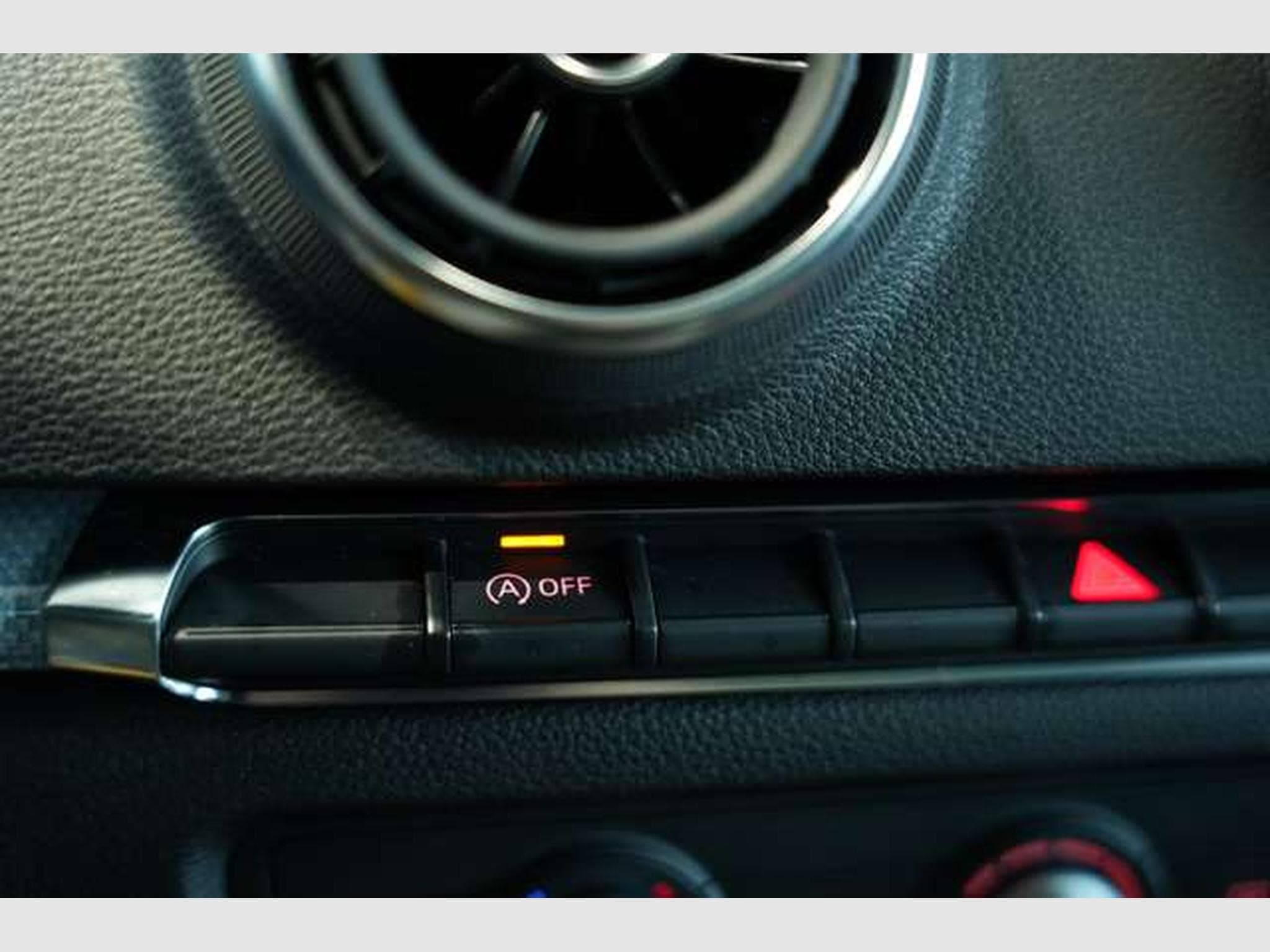Audi A3 2.0 TDI ambiente quattro *1.Hand *AHK *Pano (2014) - Photo 28