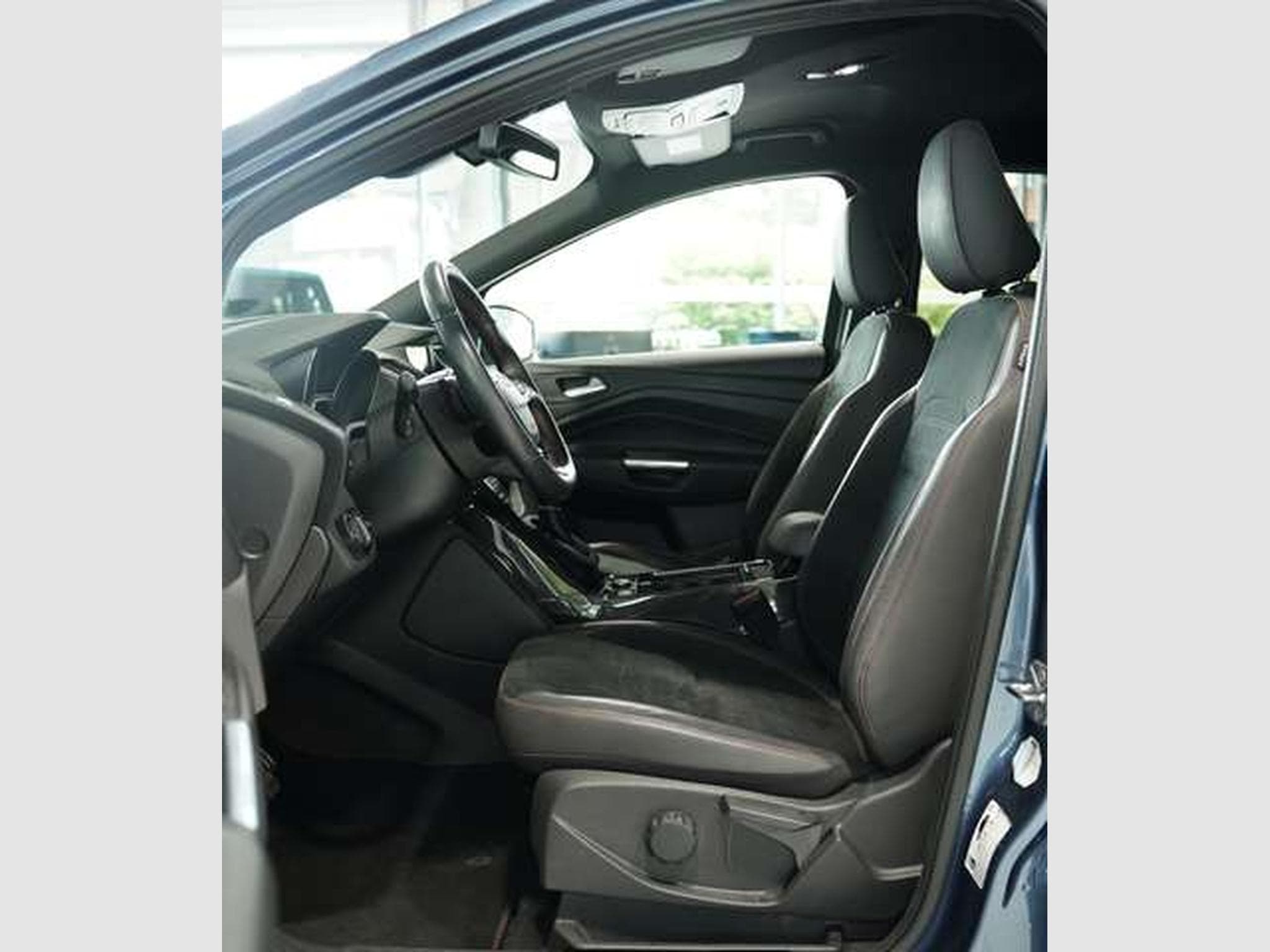 Ford Kuga 1.5 4x4 ST-Line 2.Hand *SHZ*CAM*TEMP*Navi (2019) - Photo 23