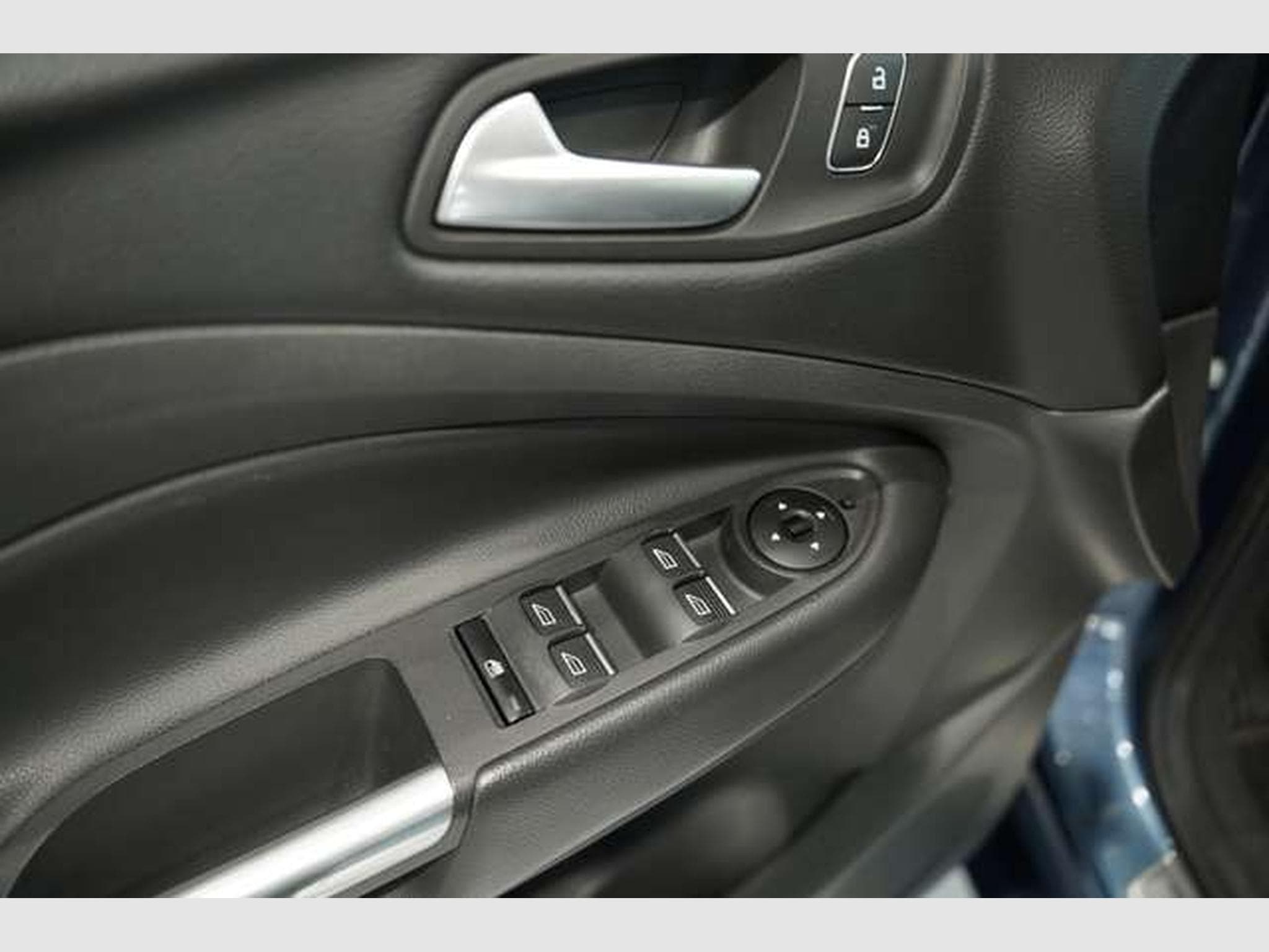 Ford Kuga 1.5 4x4 ST-Line 2.Hand *SHZ*CAM*TEMP*Navi (2019) - Photo 24