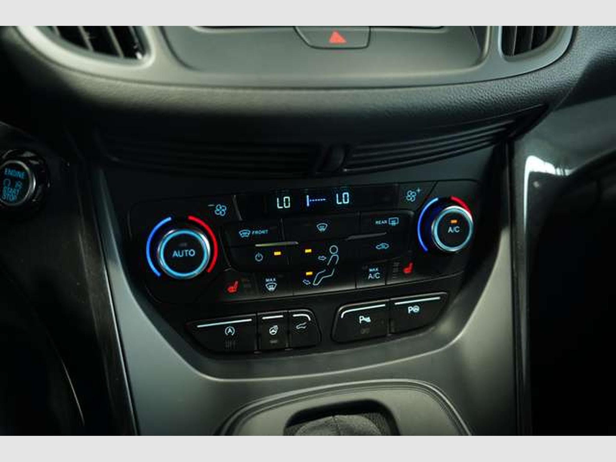 Ford Kuga 1.5 4x4 ST-Line 2.Hand *SHZ*CAM*TEMP*Navi (2019) - Photo 30
