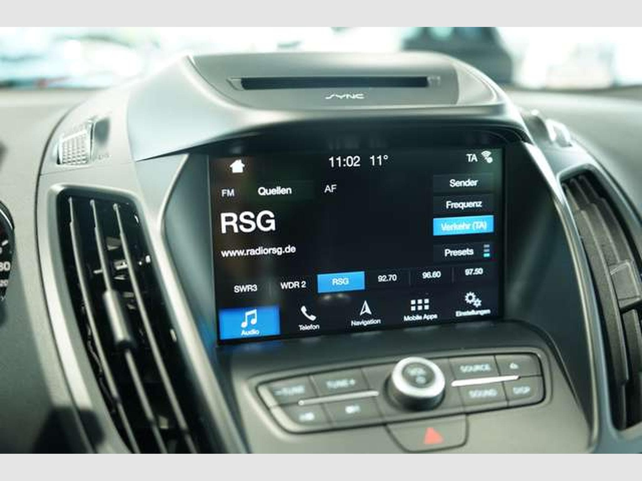 Ford Kuga 1.5 4x4 ST-Line 2.Hand *SHZ*CAM*TEMP*Navi (2019) - Photo 32
