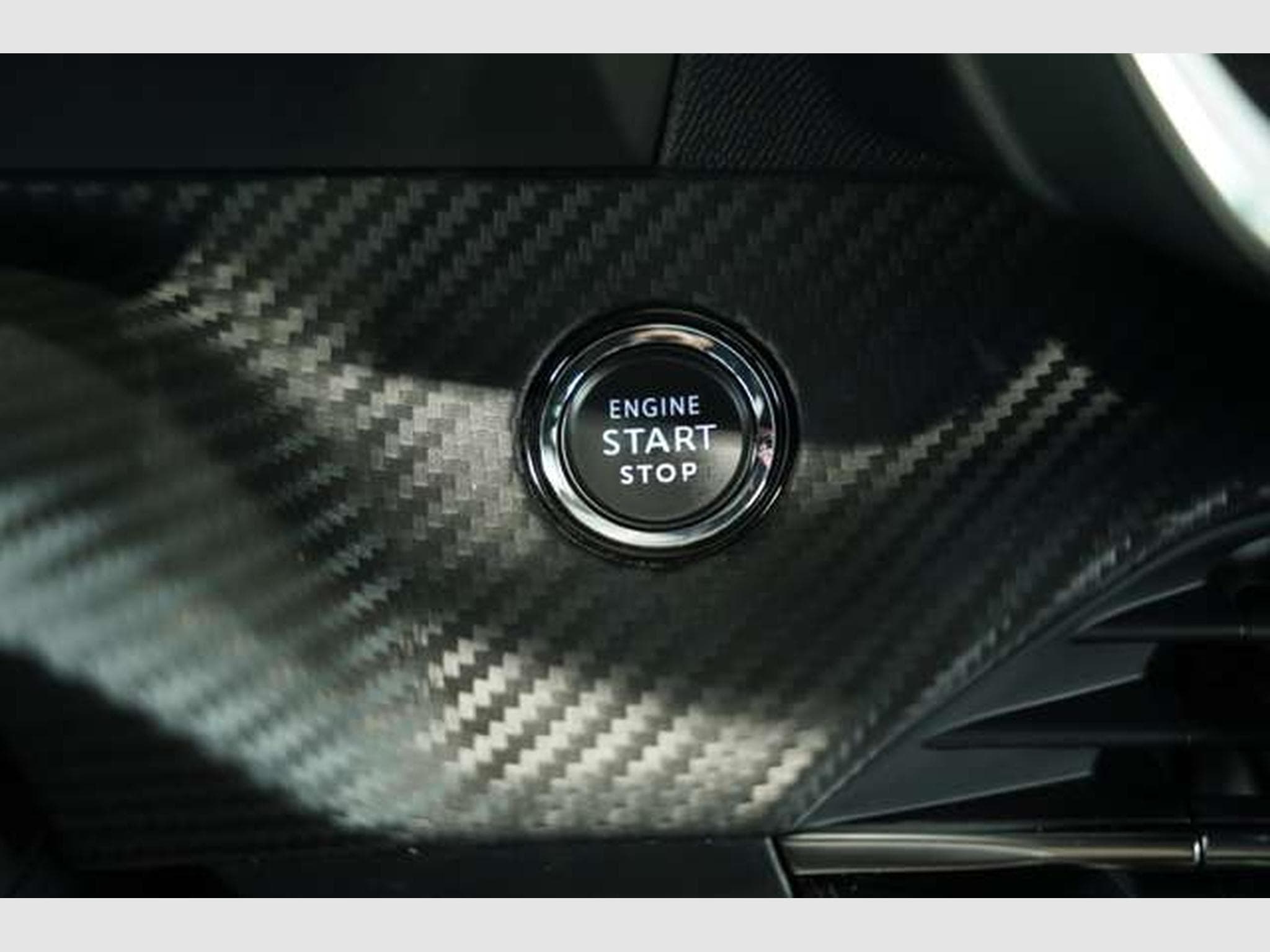 Peugeot 2008 GT 2.Hand *18 *Pano *Kamera *Voll-Leder (2020) - Photo 47