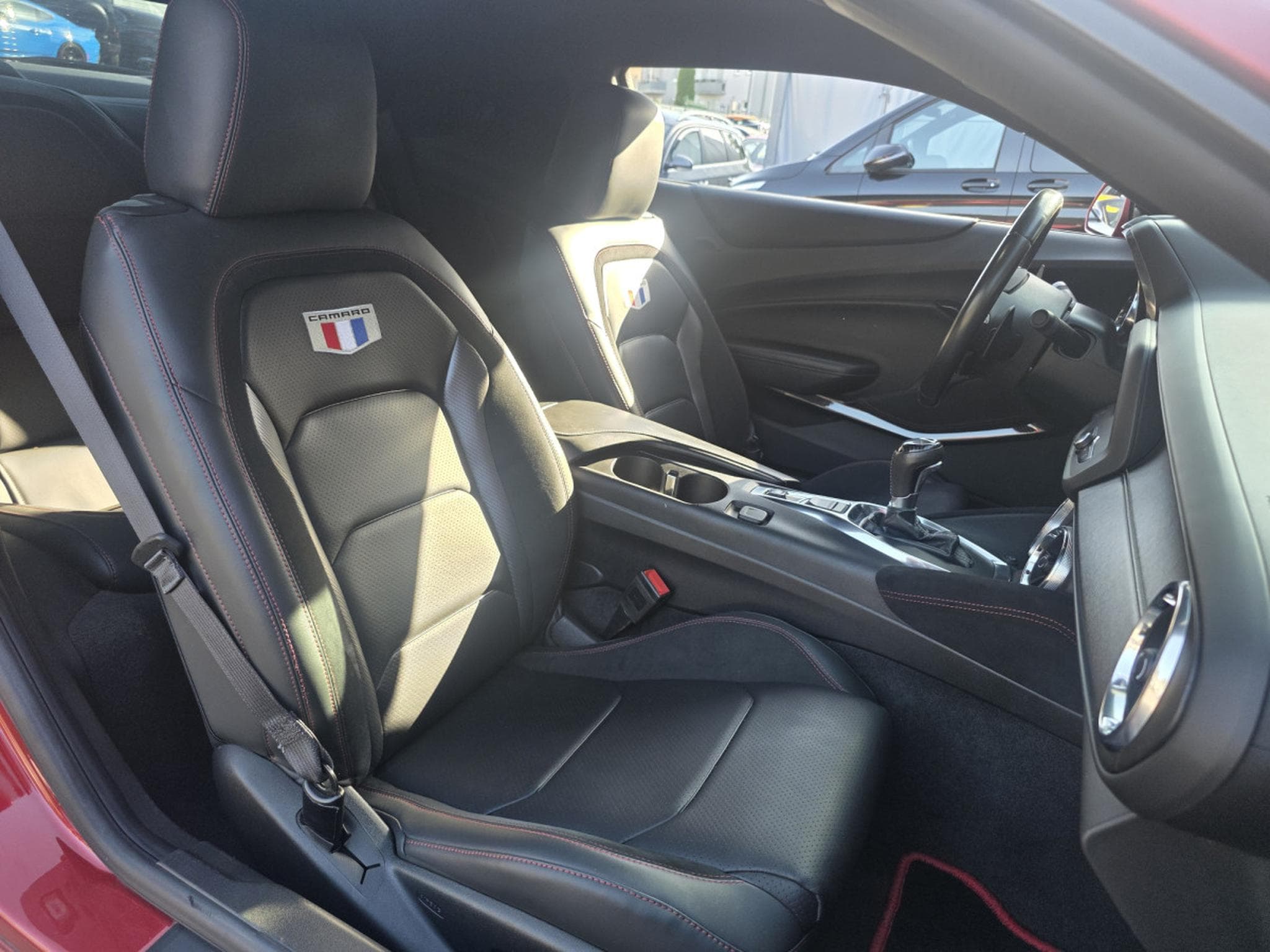 Chevrolet Camaro 2.0 COUPE AUTO CUIR NAVI (2021) - Photo 6