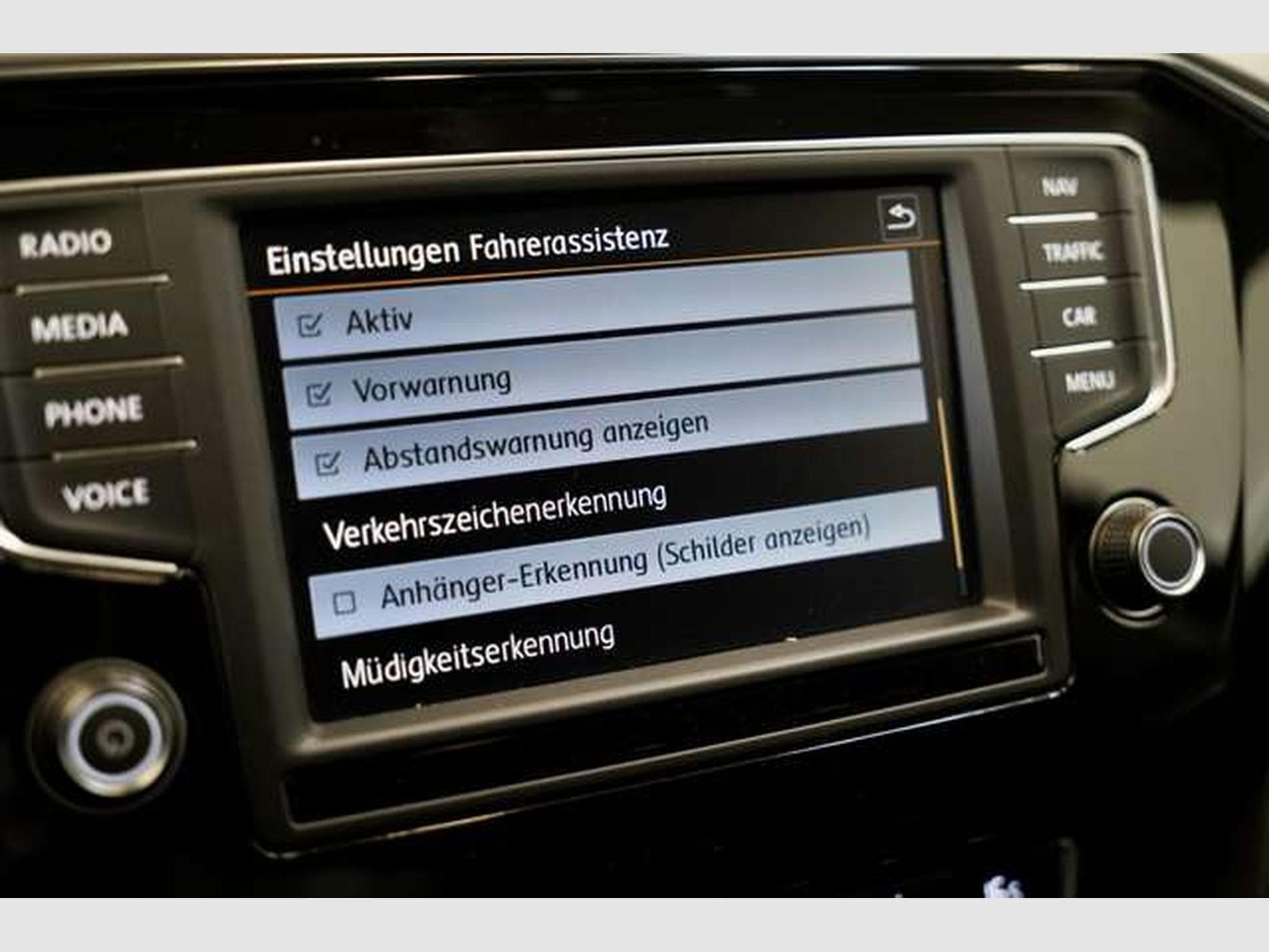 VW Passat Highline 4M DSG *ACC *Navi *Kam (2015) - Photo 30