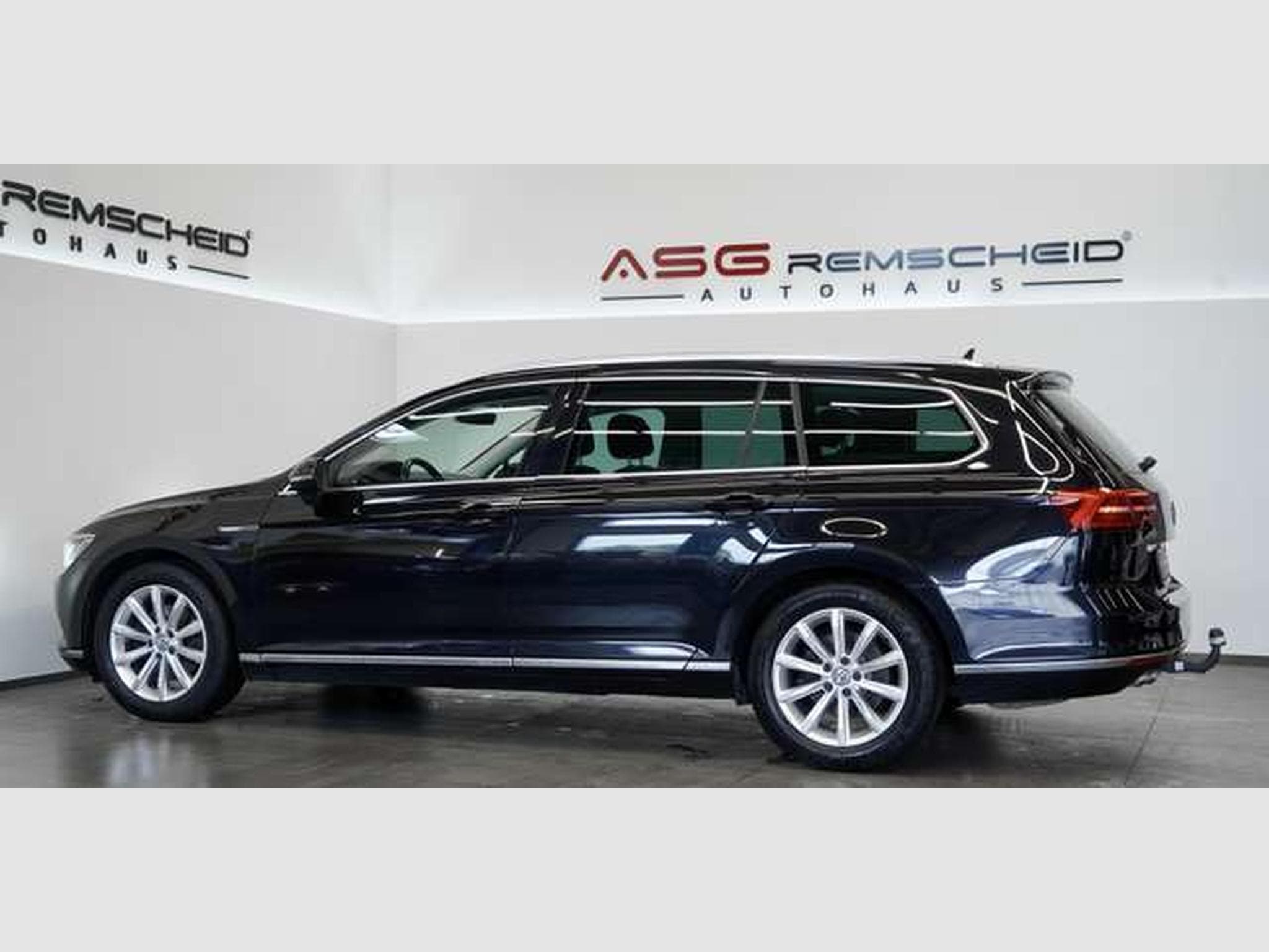 VW Passat Highline 4M DSG *ACC *Navi *Kam (2015) - Photo 38