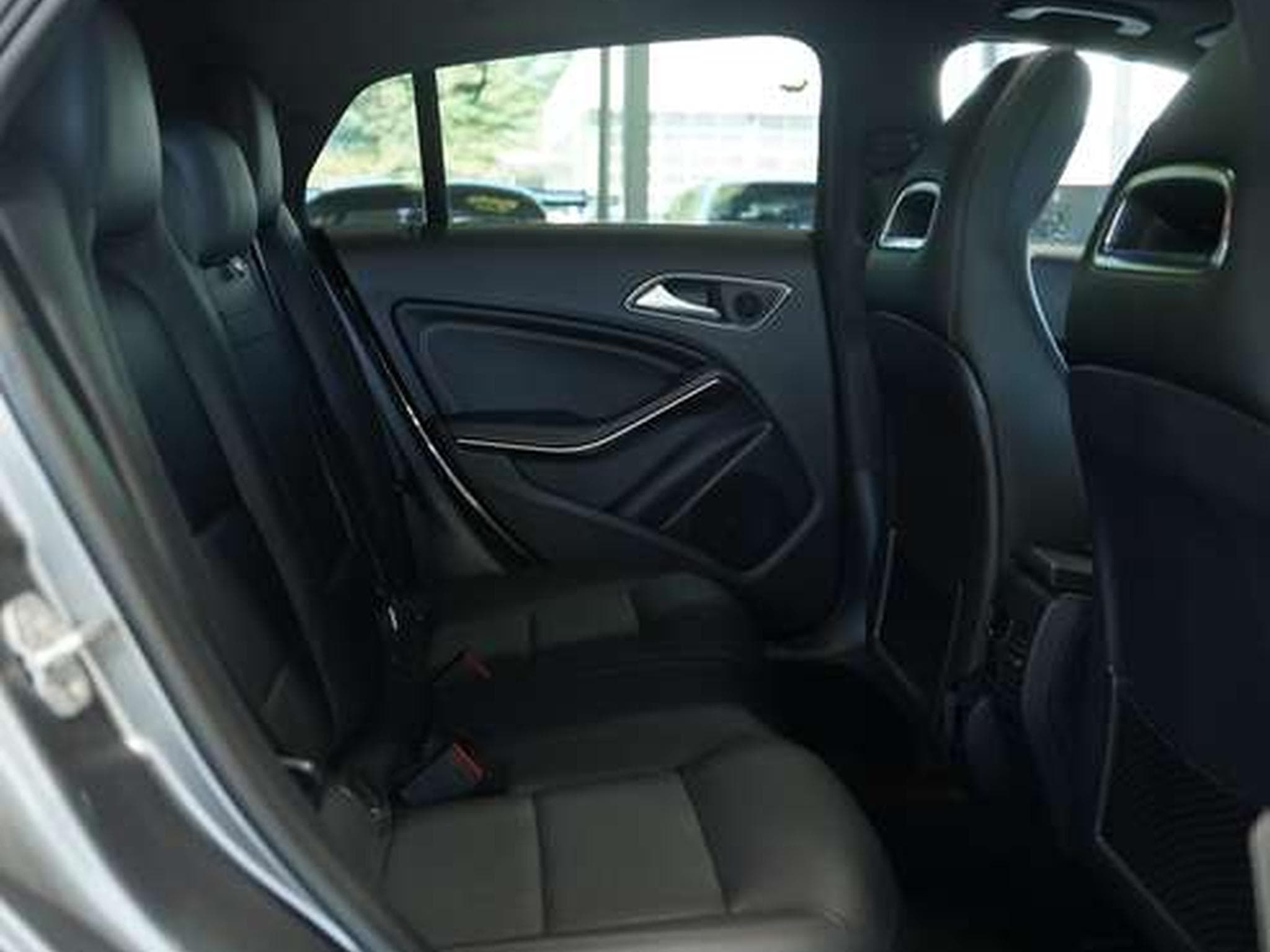 Mercedes CLA 200 2.H *Pano *H&K*Memory*ACC (2015) - Foto 22