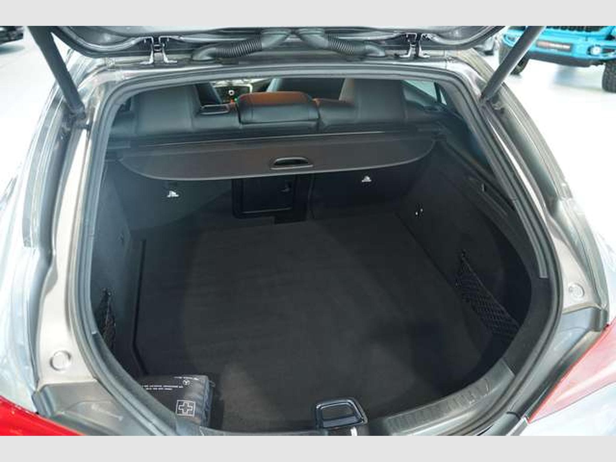 Mercedes CLA 200 2.H *Pano *H&K*Memory*ACC (2015) - Foto 23