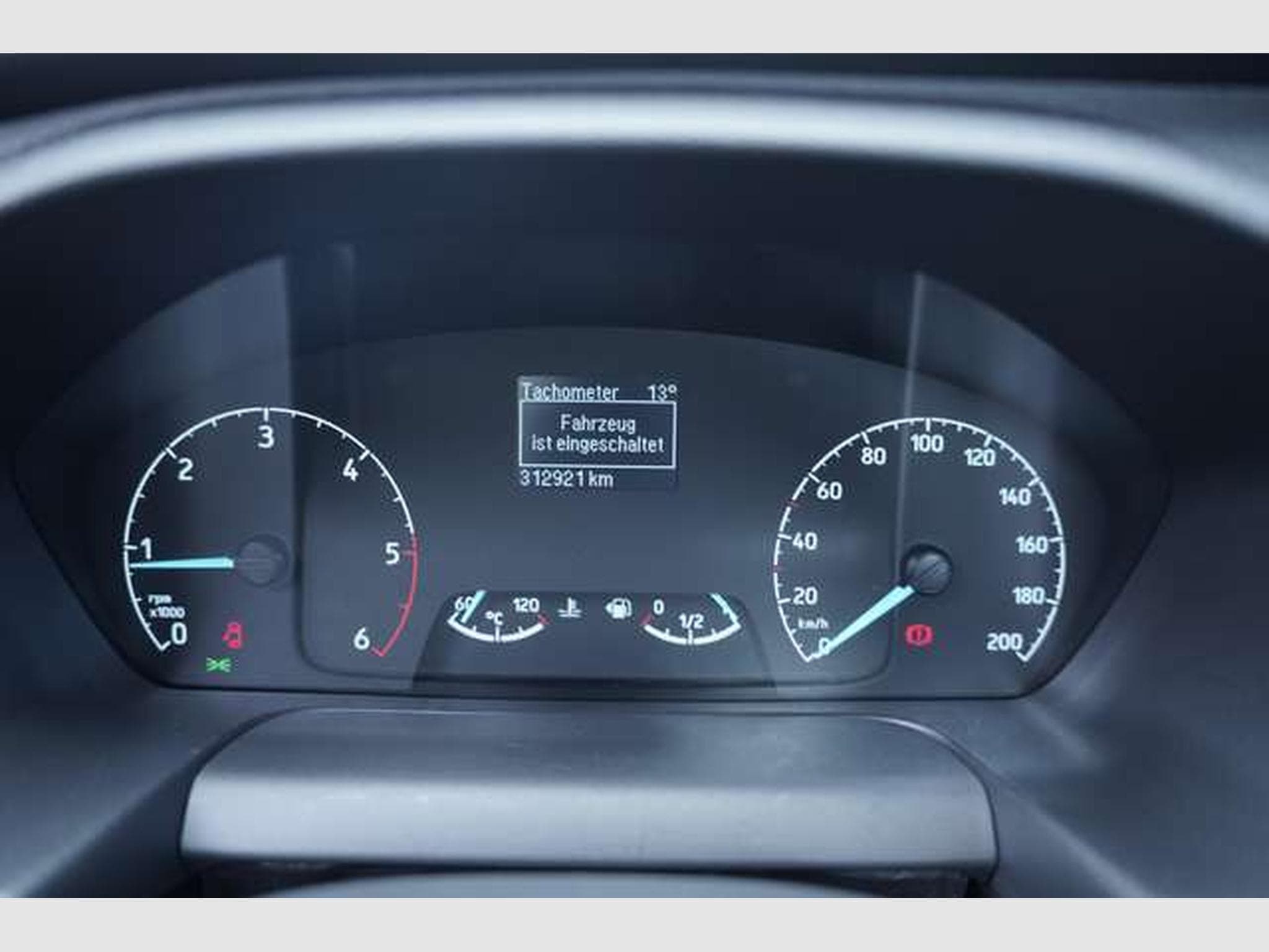 Ford Transit 350 L3 Einzelkabine Abschleppfahrzeug (2021) - Foto 26
