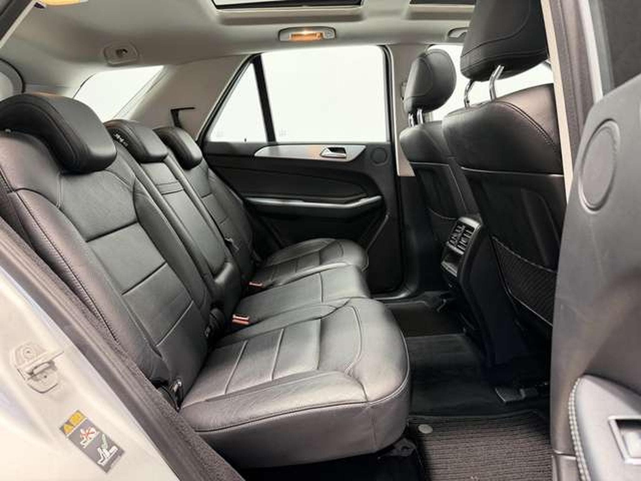 Mercedes GLE 350 d 4M AMG Line *2.H *Pano *Memory *AHK (2015) - Photo 11