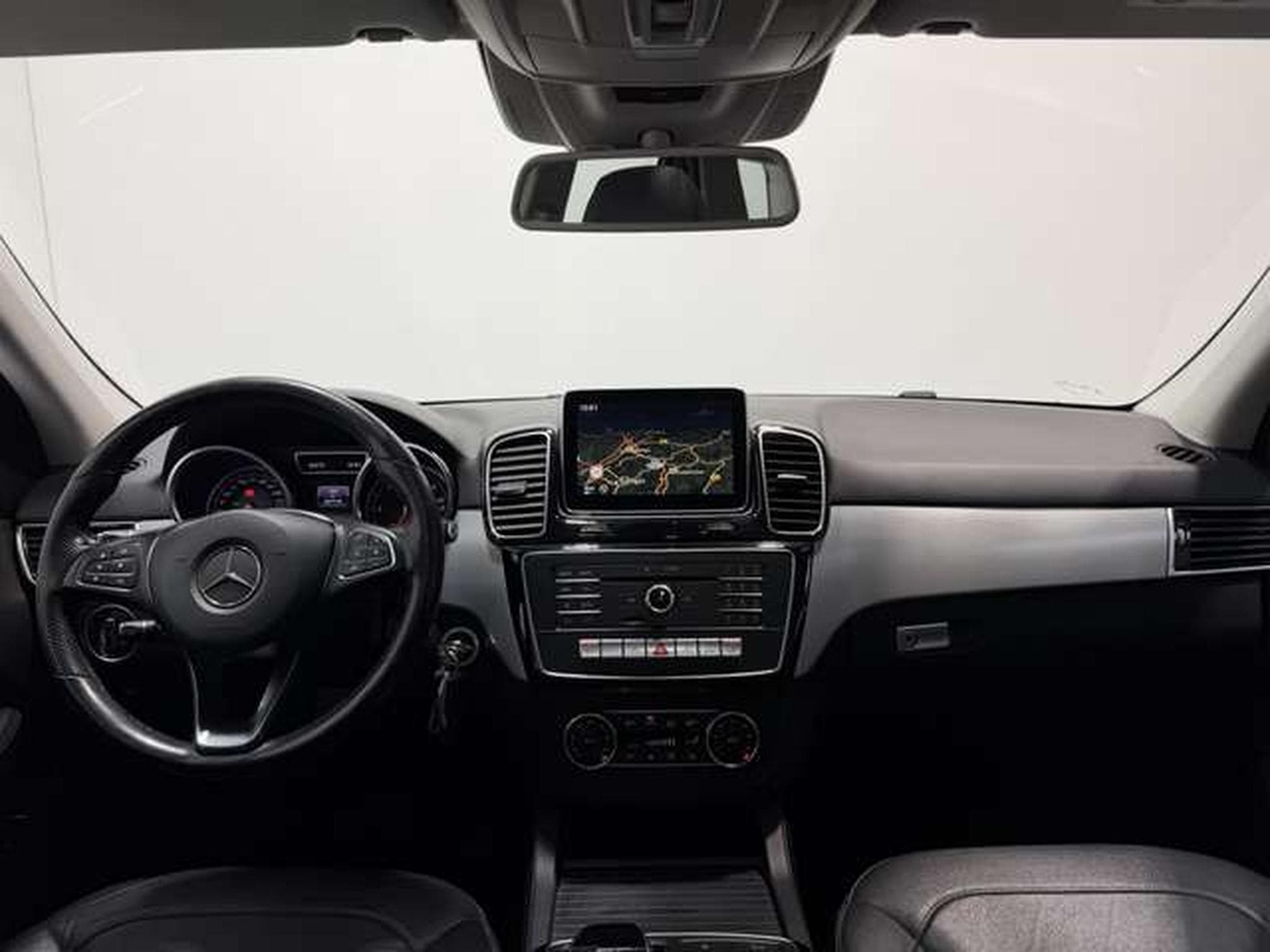 Mercedes GLE 350 d 4M AMG Line *2.H *Pano *Memory *AHK (2015) - Photo 15